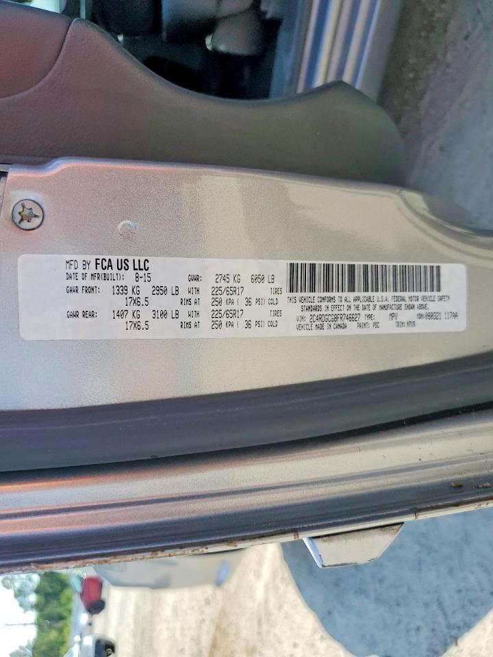 2015 Dodge Grand Caravan Sxt Silver vin: 2C4RDGCG8FR746627