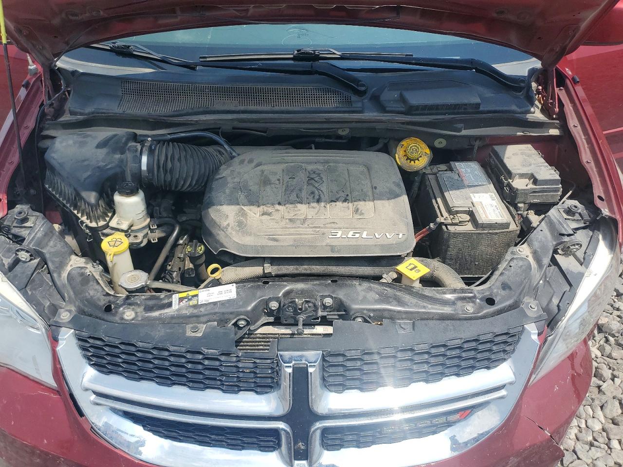 2016 Dodge Grand Caravan Sxt Burgundy vin: 2C4RDGCG8GR273572