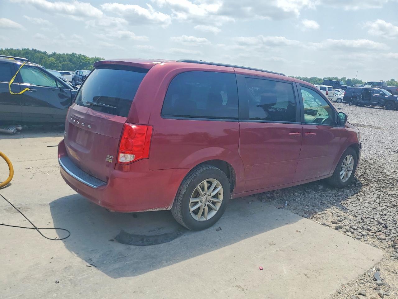 2016 Dodge Grand Caravan Sxt Burgundy vin: 2C4RDGCG8GR273572