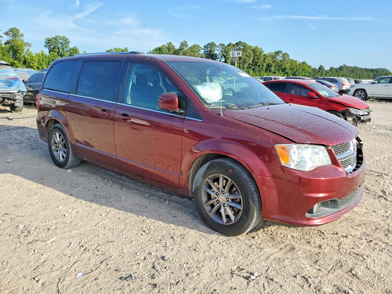 2019 Dodge Grand Caravan Sxt Бордовый vin: 2C4RDGCG8KR672586