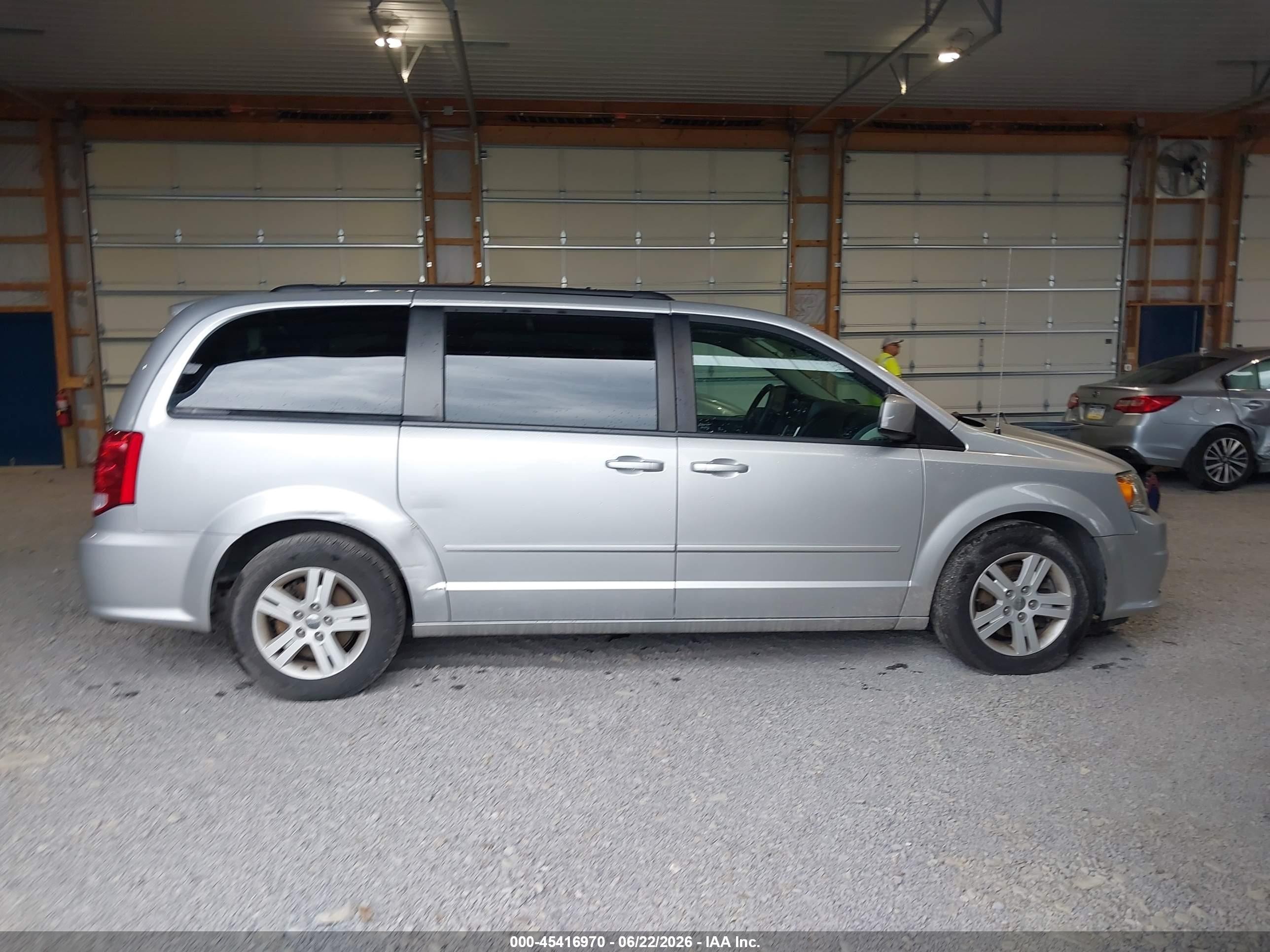 2012 Dodge Grand Caravan Sxt Silver vin: 2C4RDGCG9CR281397