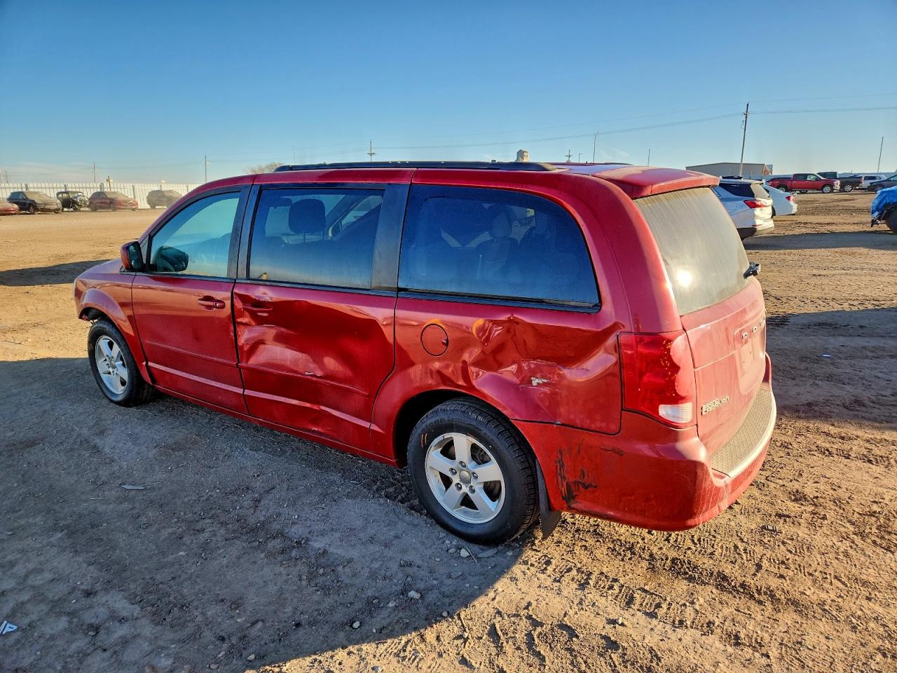 2012 Dodge Grand Caravan Sxt Red vin: 2C4RDGCG9CR377448