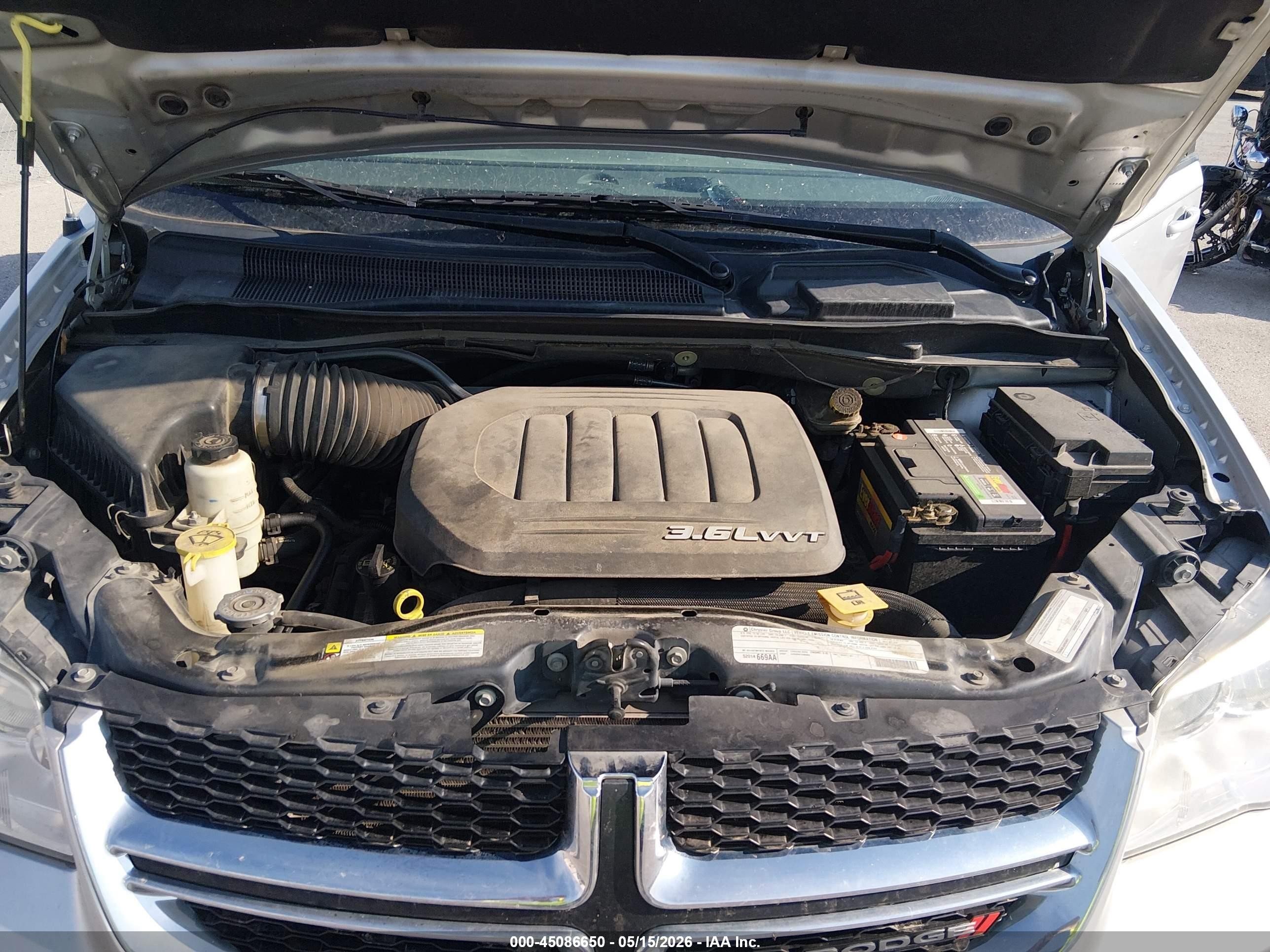 2012 Dodge Grand Caravan Sxt Silver vin: 2C4RDGCG9CR394833