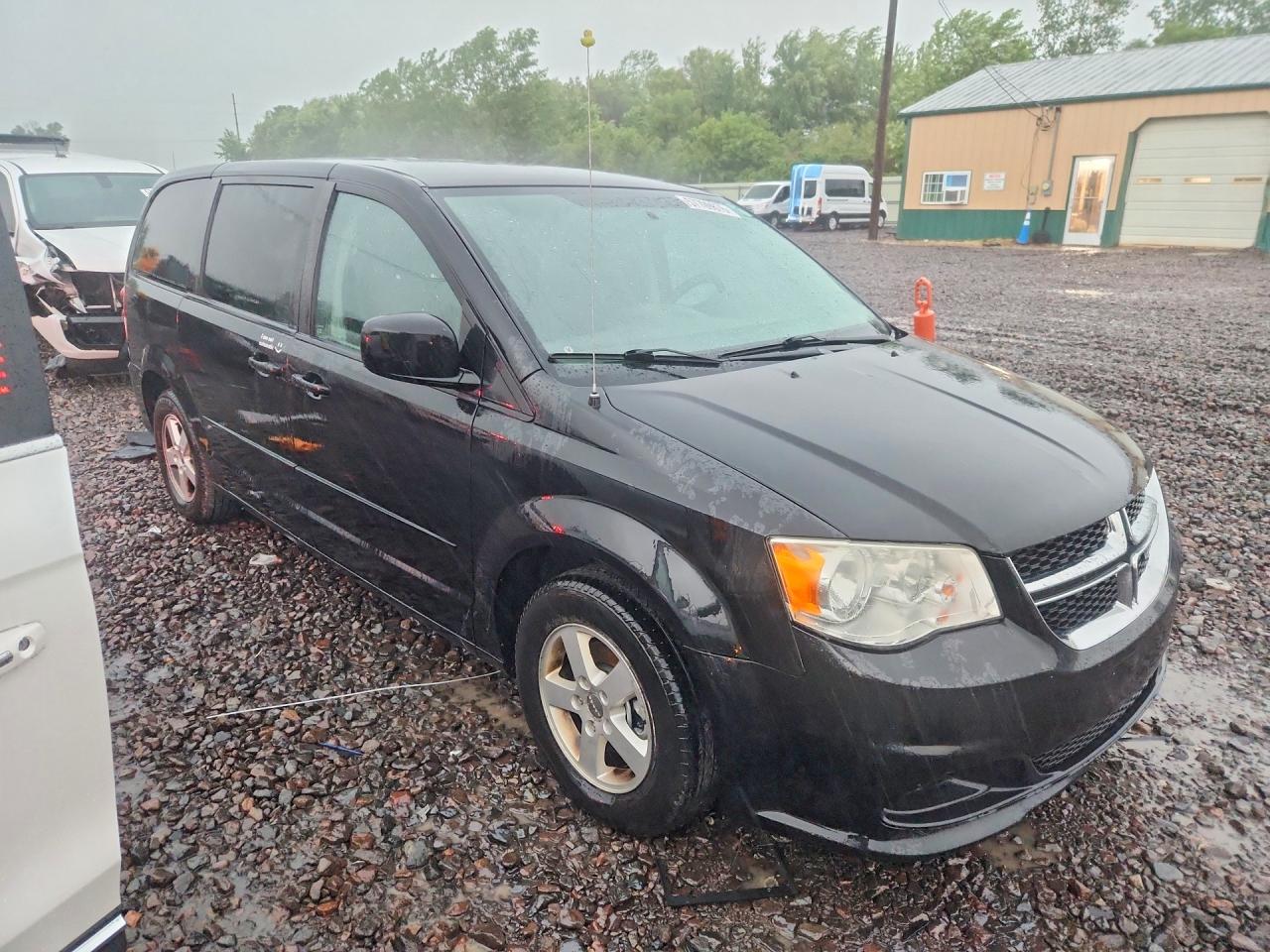 2013 Dodge Grand Caravan Sxt Black vin: 2C4RDGCG9DR521047