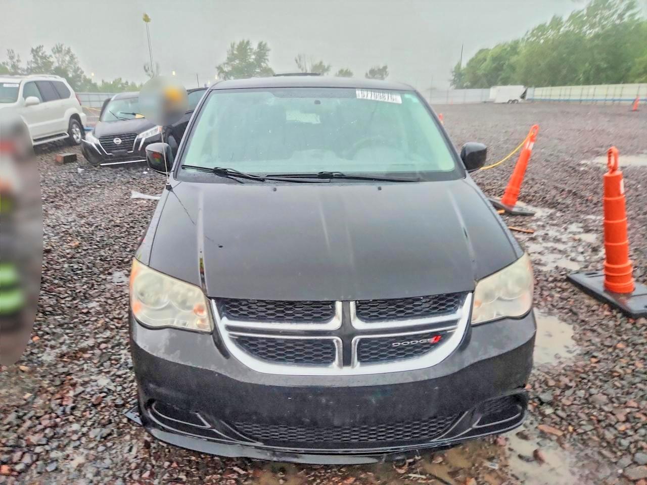 2013 Dodge Grand Caravan Sxt Black vin: 2C4RDGCG9DR521047