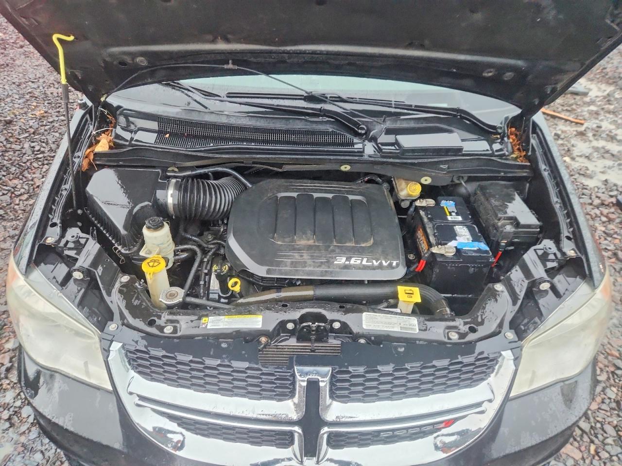 2013 Dodge Grand Caravan Sxt Black vin: 2C4RDGCG9DR521047