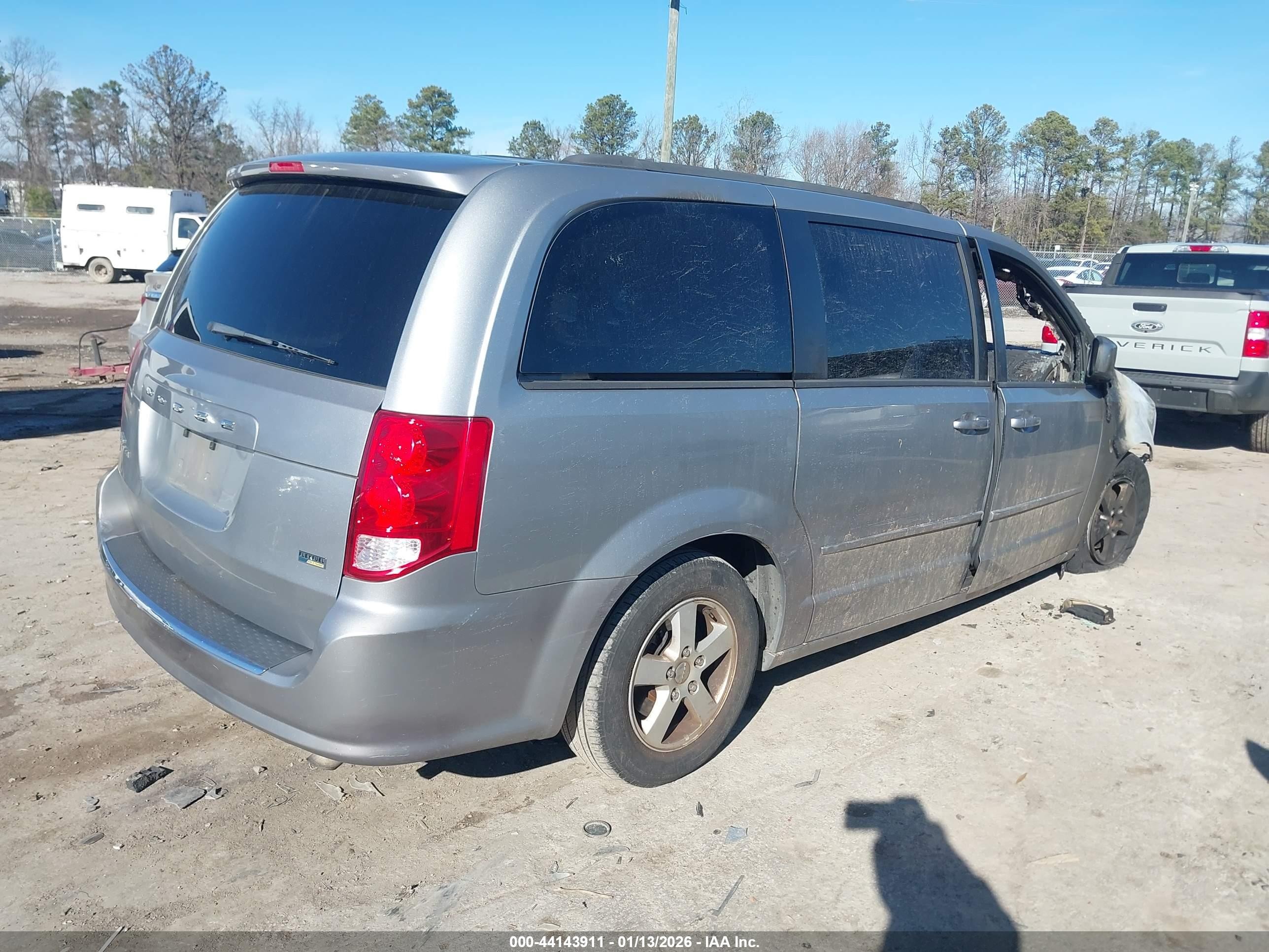 2013 Dodge Grand Caravan Sxt Gray vin: 2C4RDGCG9DR548670