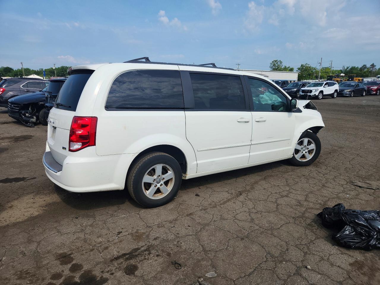2013 Dodge Grand Caravan Sxt White vin: 2C4RDGCG9DR551715