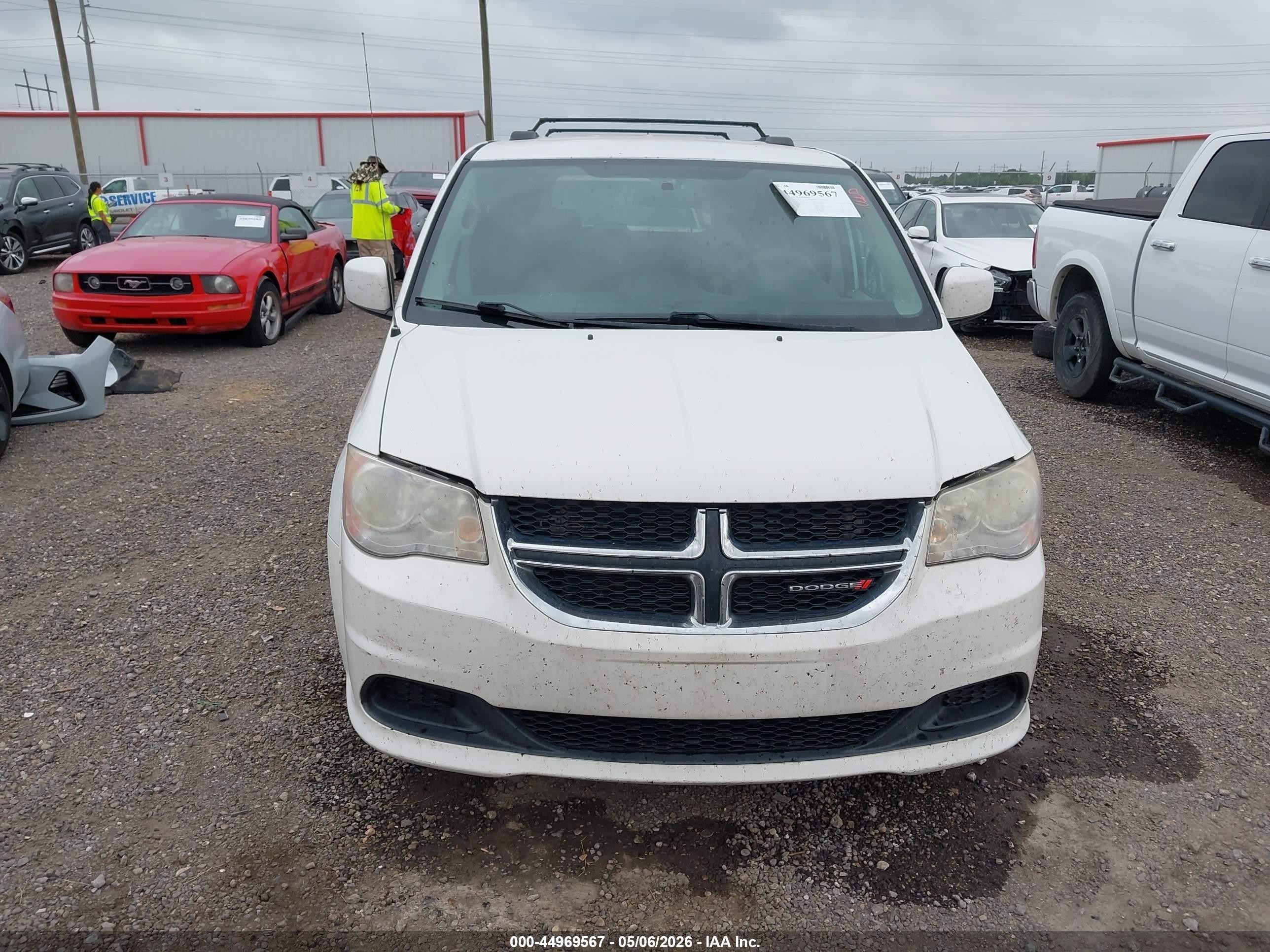 2013 Dodge Grand Caravan Sxt White vin: 2C4RDGCG9DR637106
