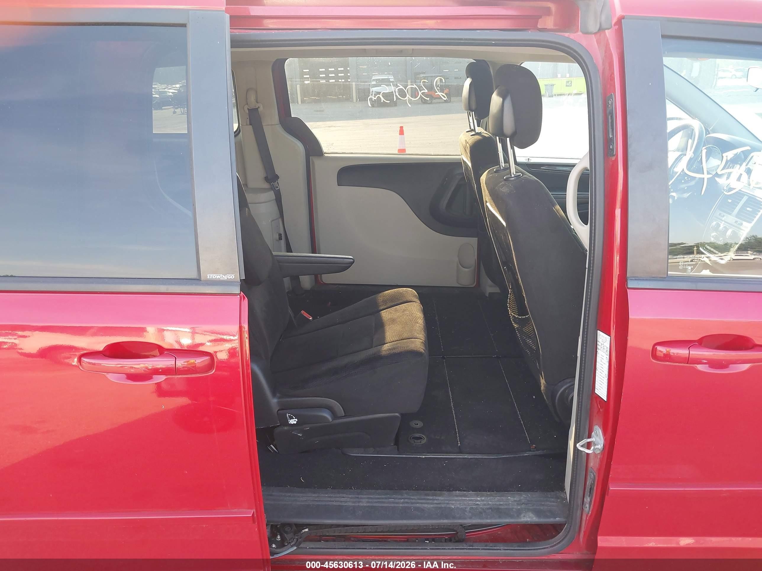 2013 Dodge Grand Caravan Sxt Red vin: 2C4RDGCG9DR717568