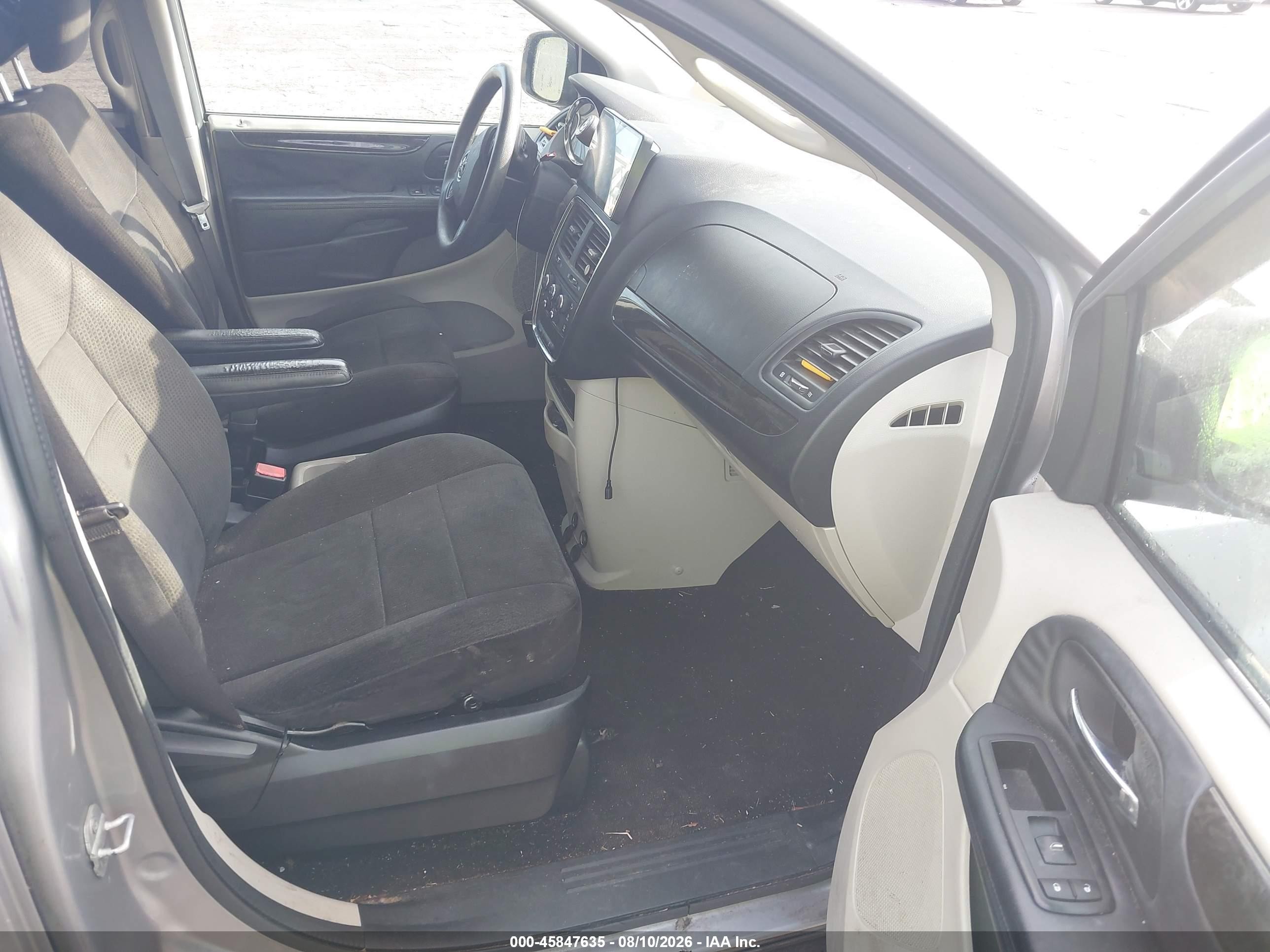 2013 Dodge Grand Caravan Sxt Silver vin: 2C4RDGCG9DR750165