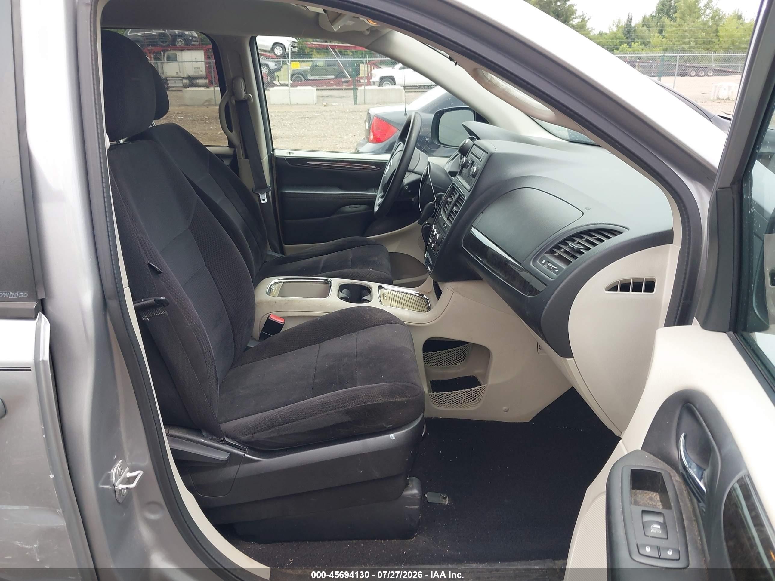 2013 Dodge Grand Caravan Sxt Silver vin: 2C4RDGCG9DR765278