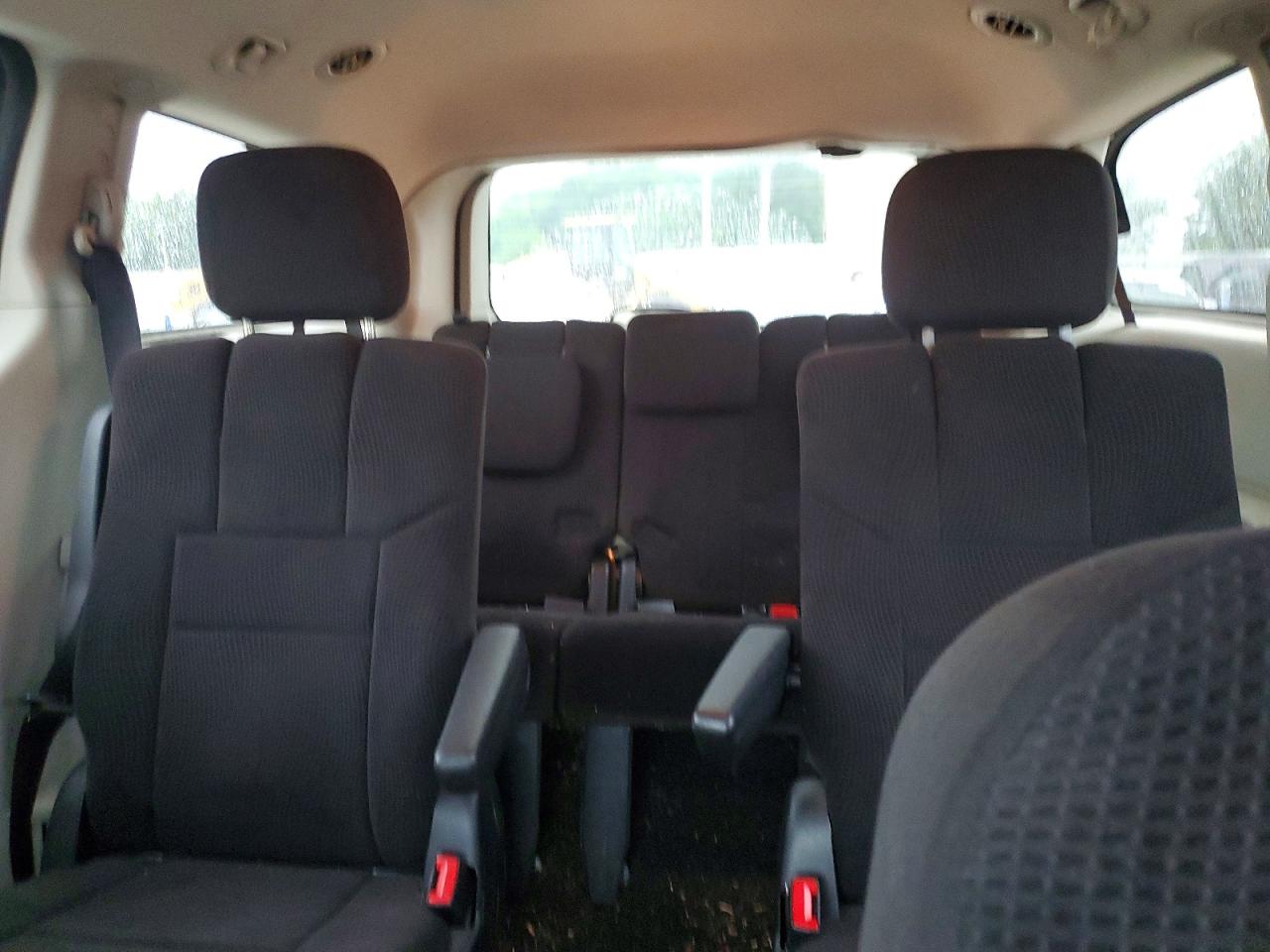 2013 Dodge Grand Caravan Sxt Серебряный vin: 2C4RDGCG9DR770559