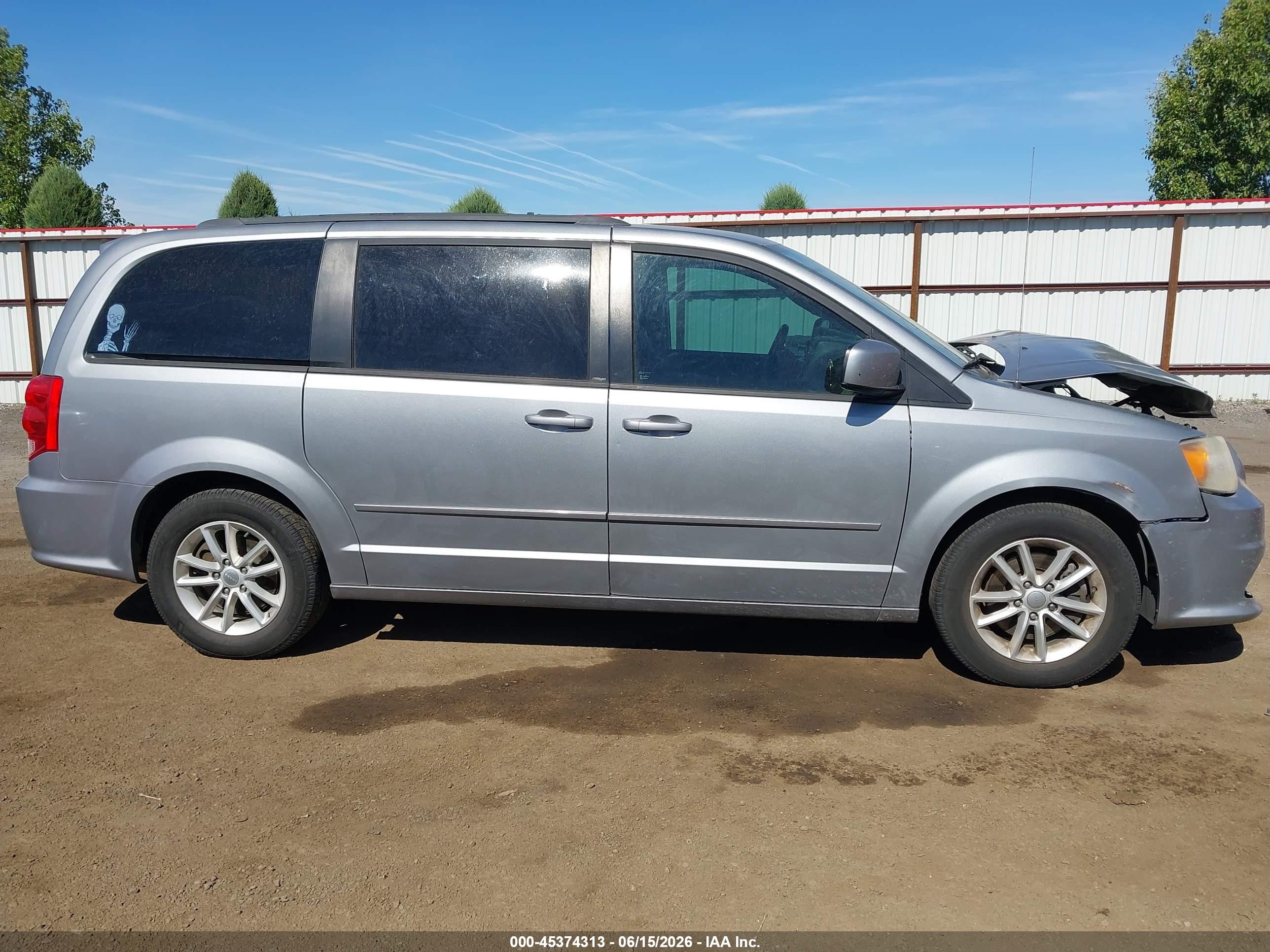2013 Dodge Grand Caravan Sxt Silver vin: 2C4RDGCG9DR820361