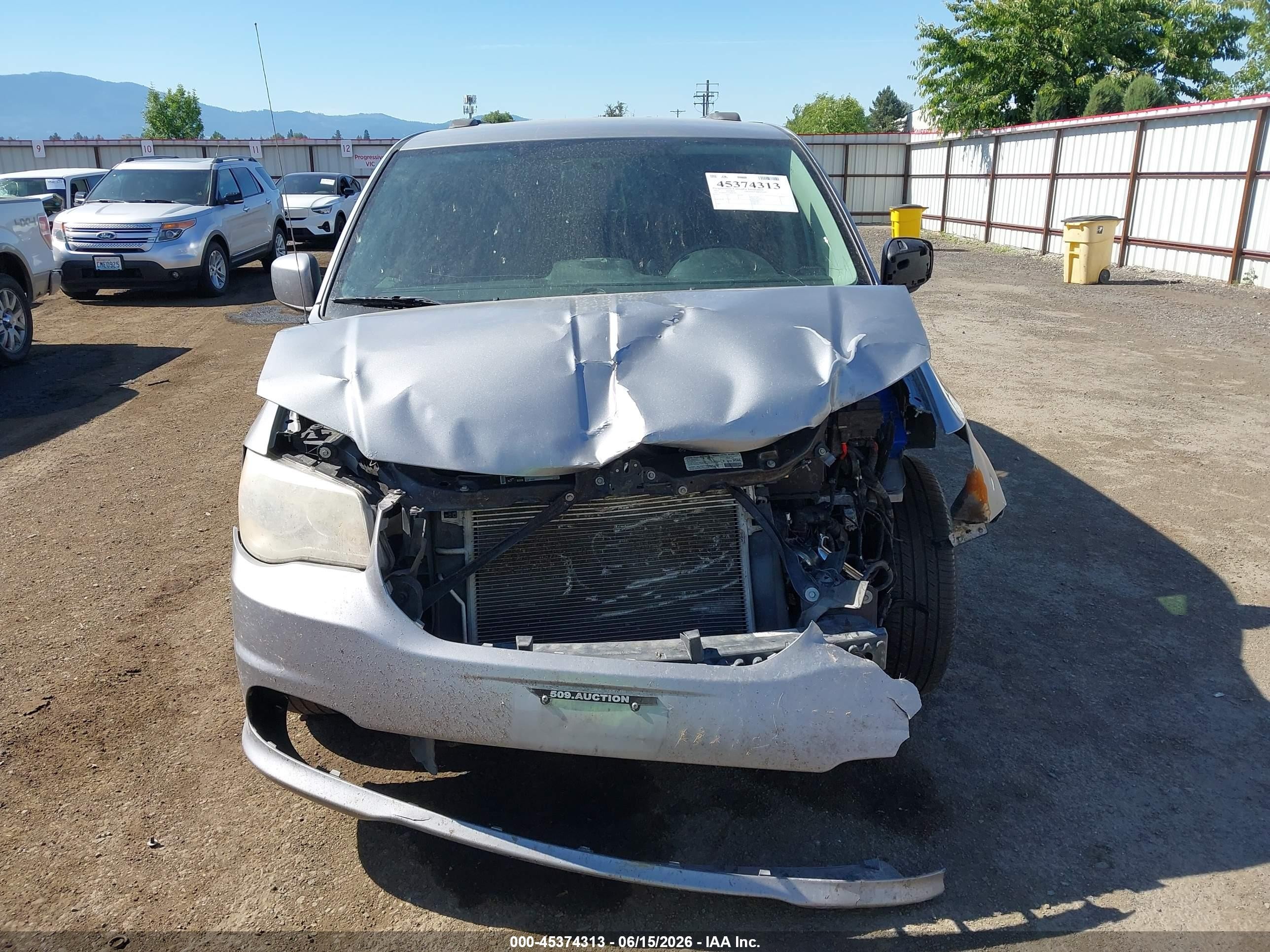 2013 Dodge Grand Caravan Sxt Silver vin: 2C4RDGCG9DR820361