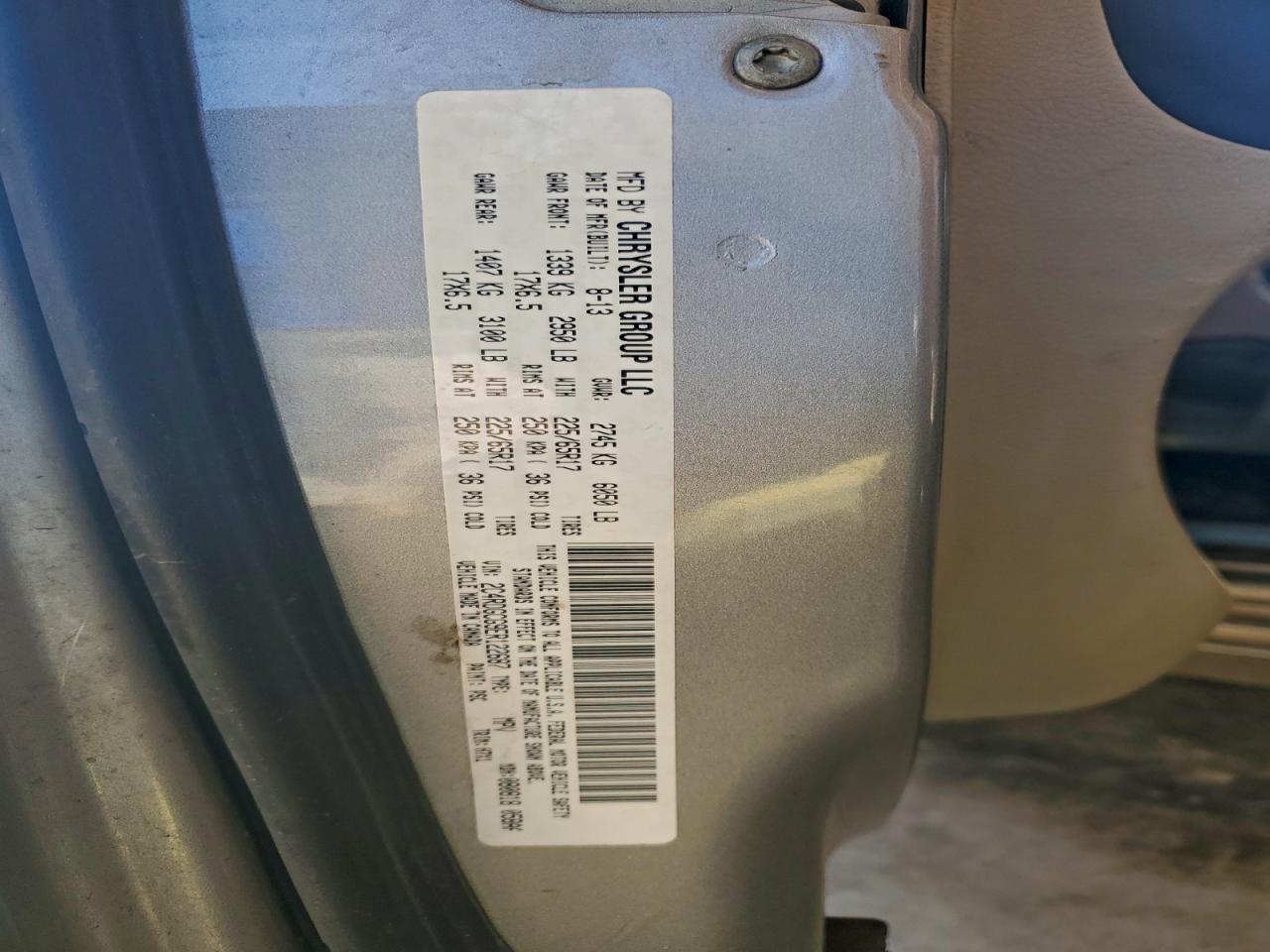 2014 Dodge Grand Caravan Sxt Серебряный vin: 2C4RDGCG9ER122687