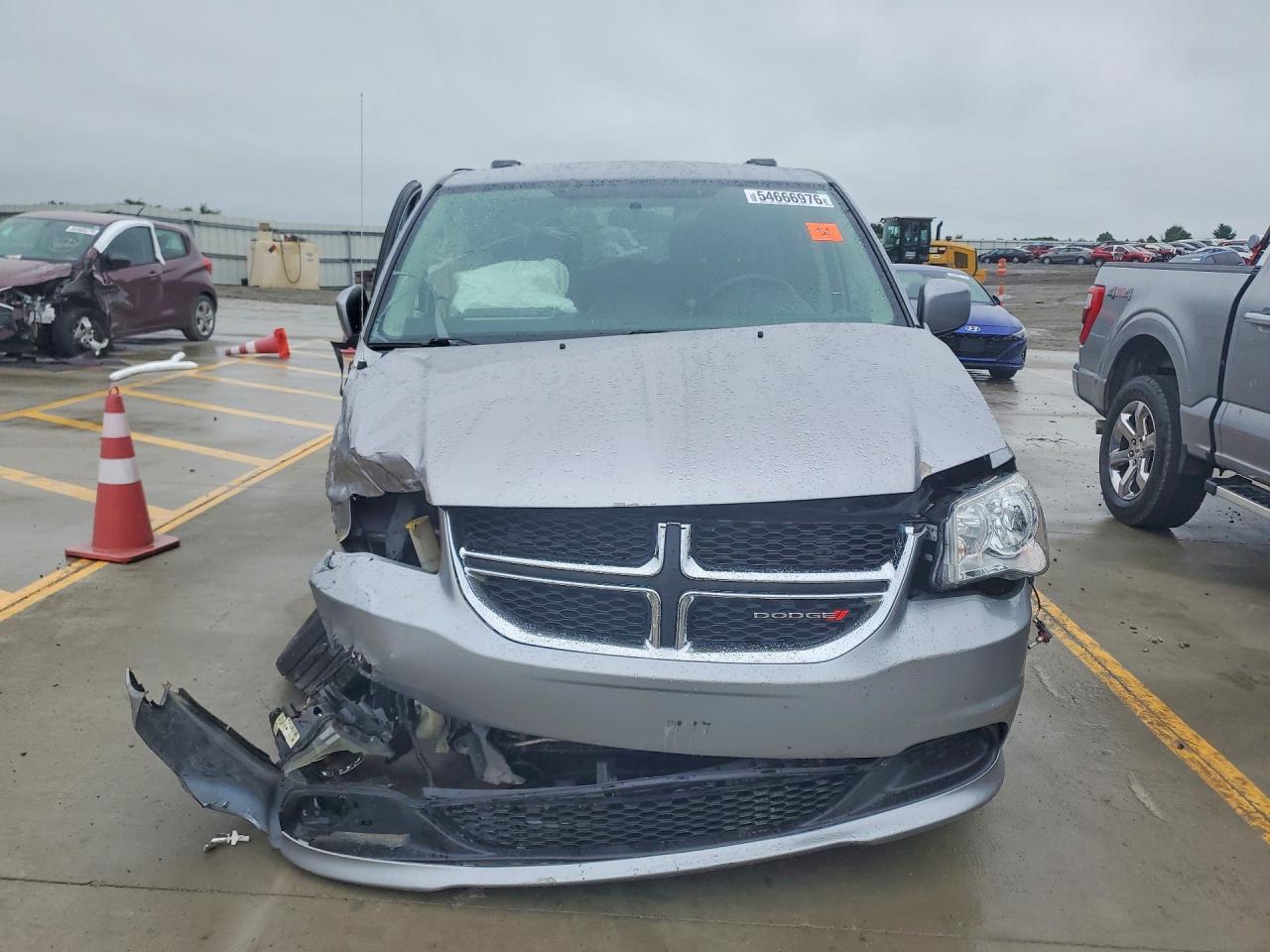 2014 Dodge Grand Caravan Sxt Silver vin: 2C4RDGCG9ER122866