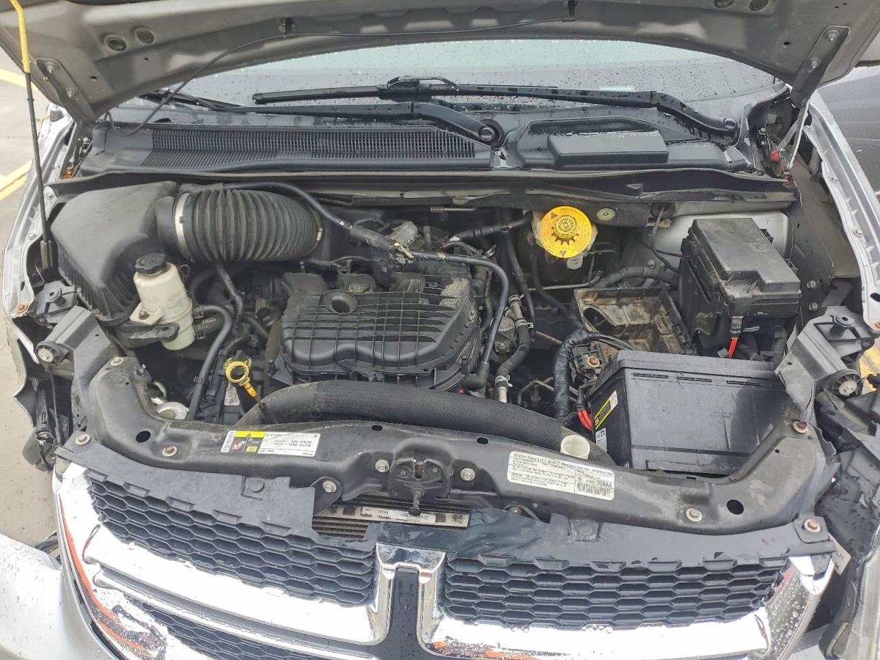 2014 Dodge Grand Caravan Sxt Silver vin: 2C4RDGCG9ER122866