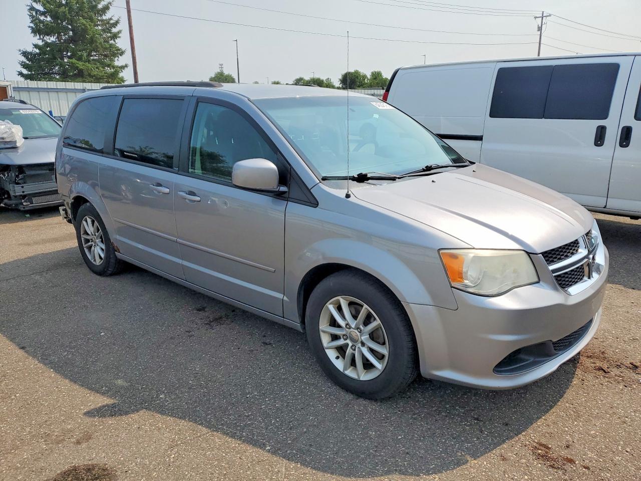 2014 Dodge Grand Caravan Sxt Silver vin: 2C4RDGCG9ER154829