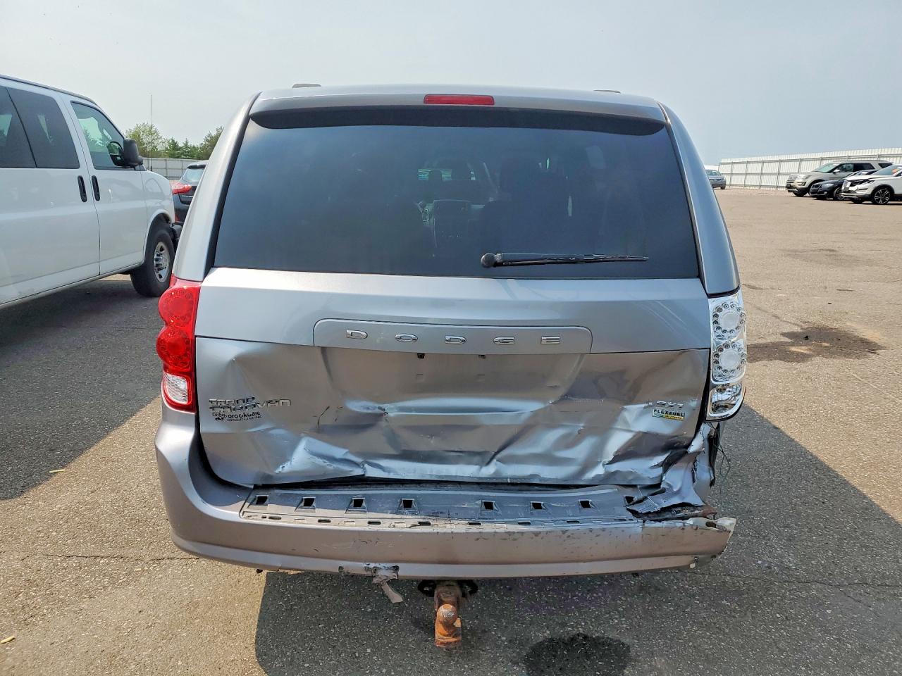 2014 Dodge Grand Caravan Sxt Silver vin: 2C4RDGCG9ER154829