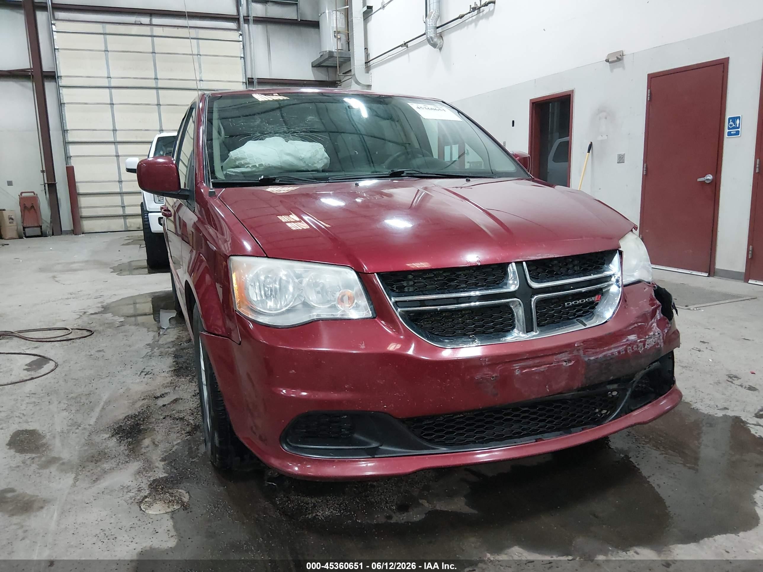 2014 Dodge Grand Caravan Sxt Red vin: 2C4RDGCG9ER290216