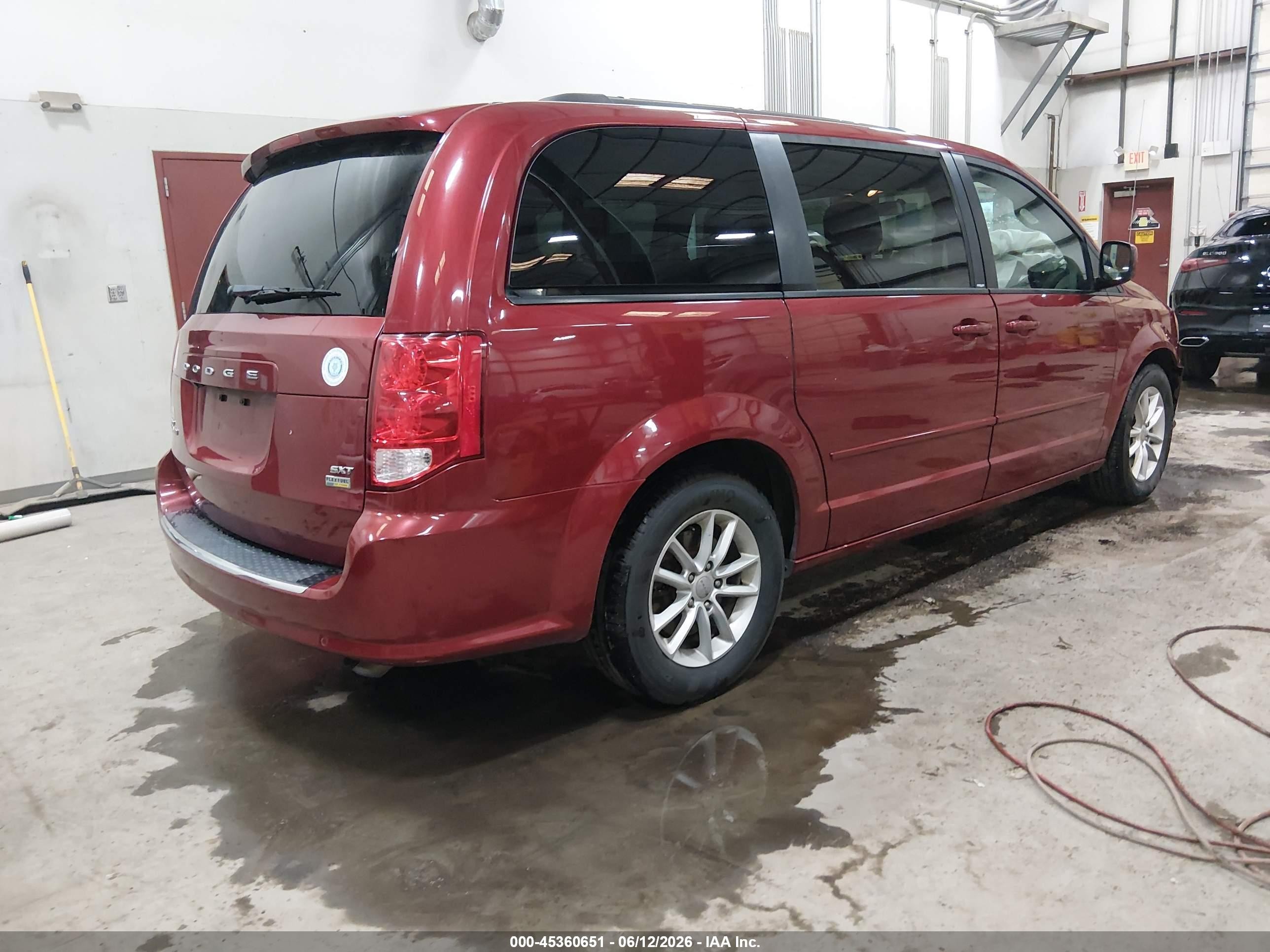2014 Dodge Grand Caravan Sxt Red vin: 2C4RDGCG9ER290216