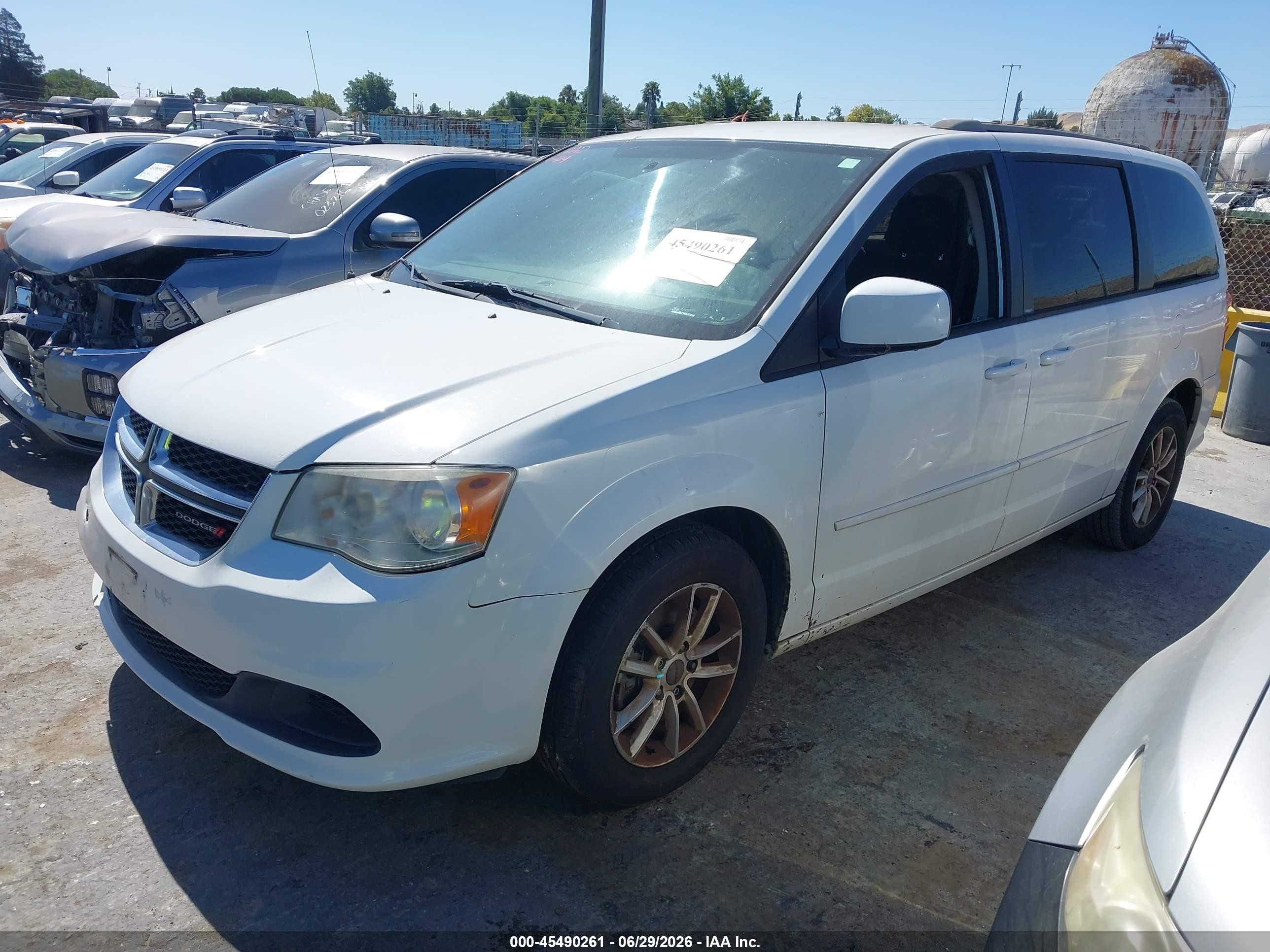 2014 Dodge Grand Caravan Sxt White vin: 2C4RDGCG9ER313591