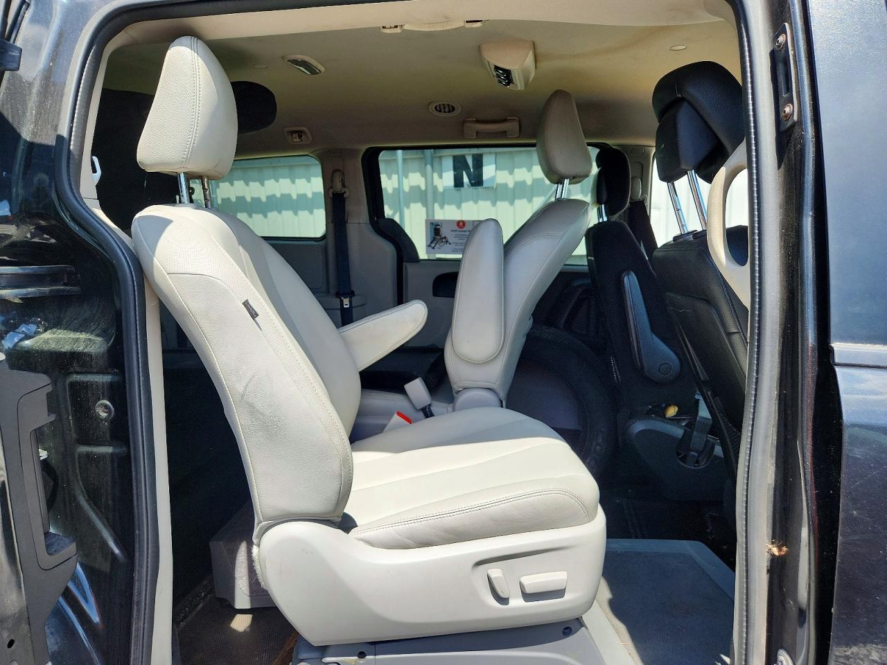 2014 Dodge Grand Caravan Sxt Black vin: 2C4RDGCG9ER323022