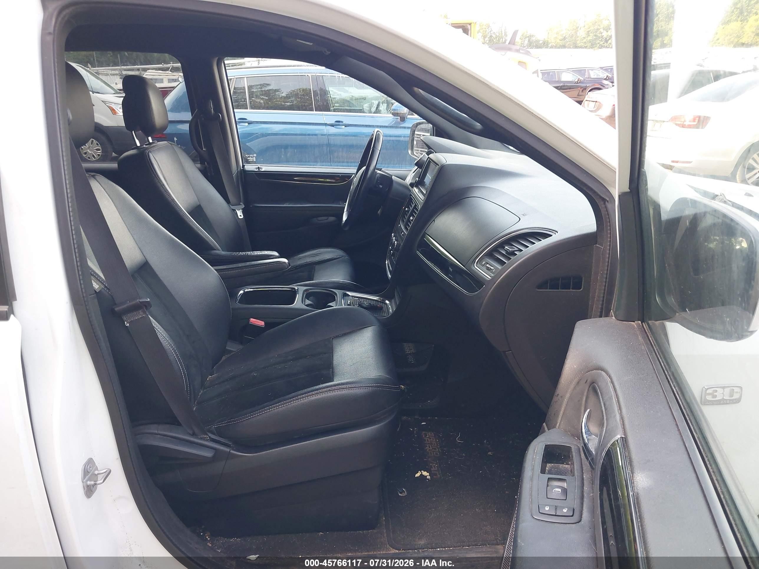 2014 Dodge Grand Caravan Sxt White vin: 2C4RDGCG9ER459201