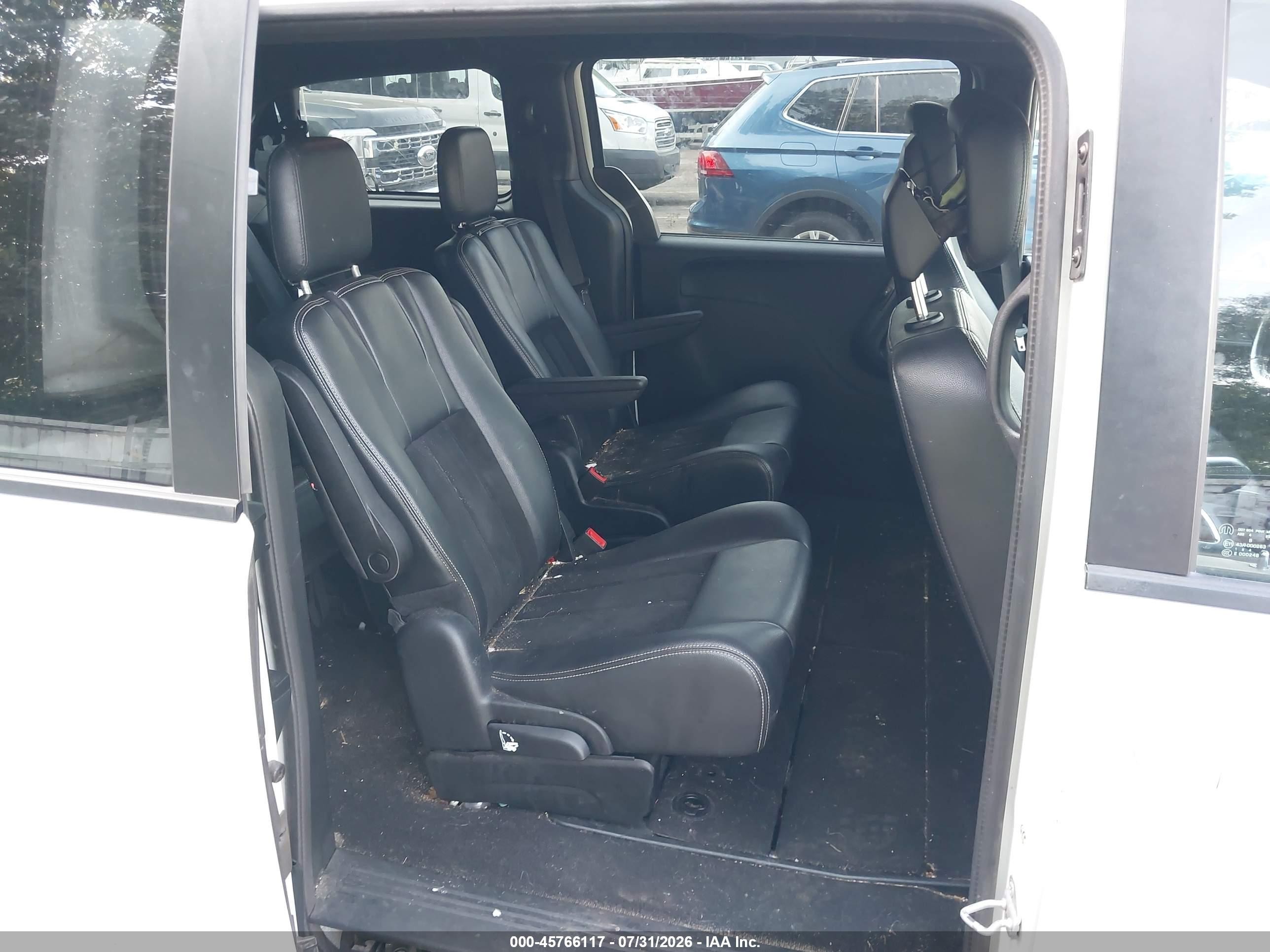 2014 Dodge Grand Caravan Sxt White vin: 2C4RDGCG9ER459201