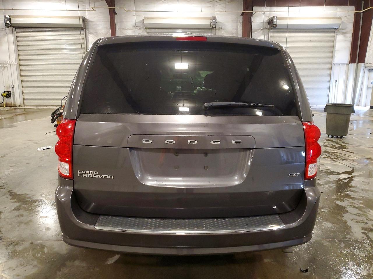 2014 Dodge Grand Caravan Sxt Silver vin: 2C4RDGCG9ER474278
