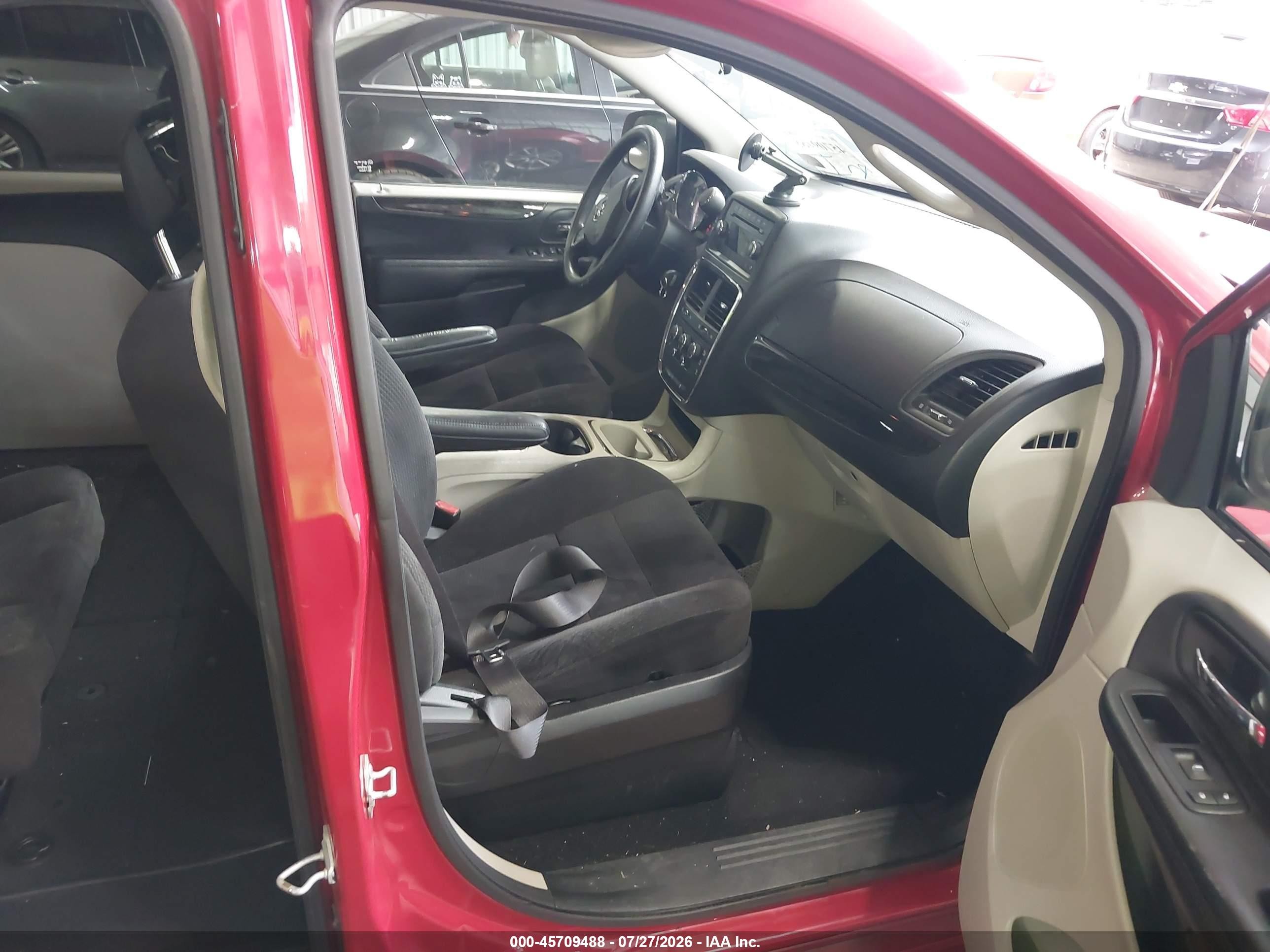 2014 Dodge Grand Caravan Sxt Red vin: 2C4RDGCG9ER477598