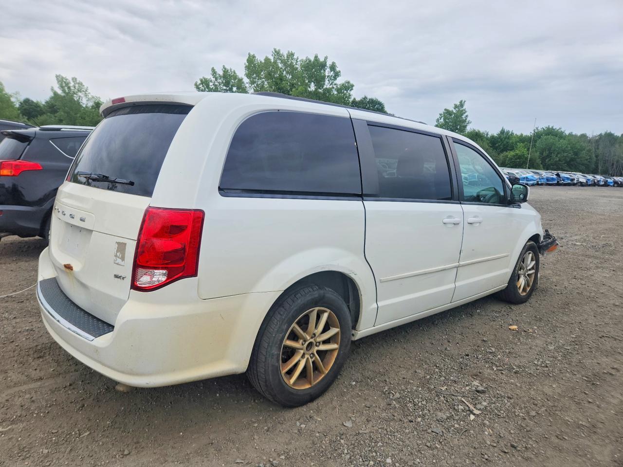 2015 Dodge Grand Caravan Sxt White vin: 2C4RDGCG9FR581851
