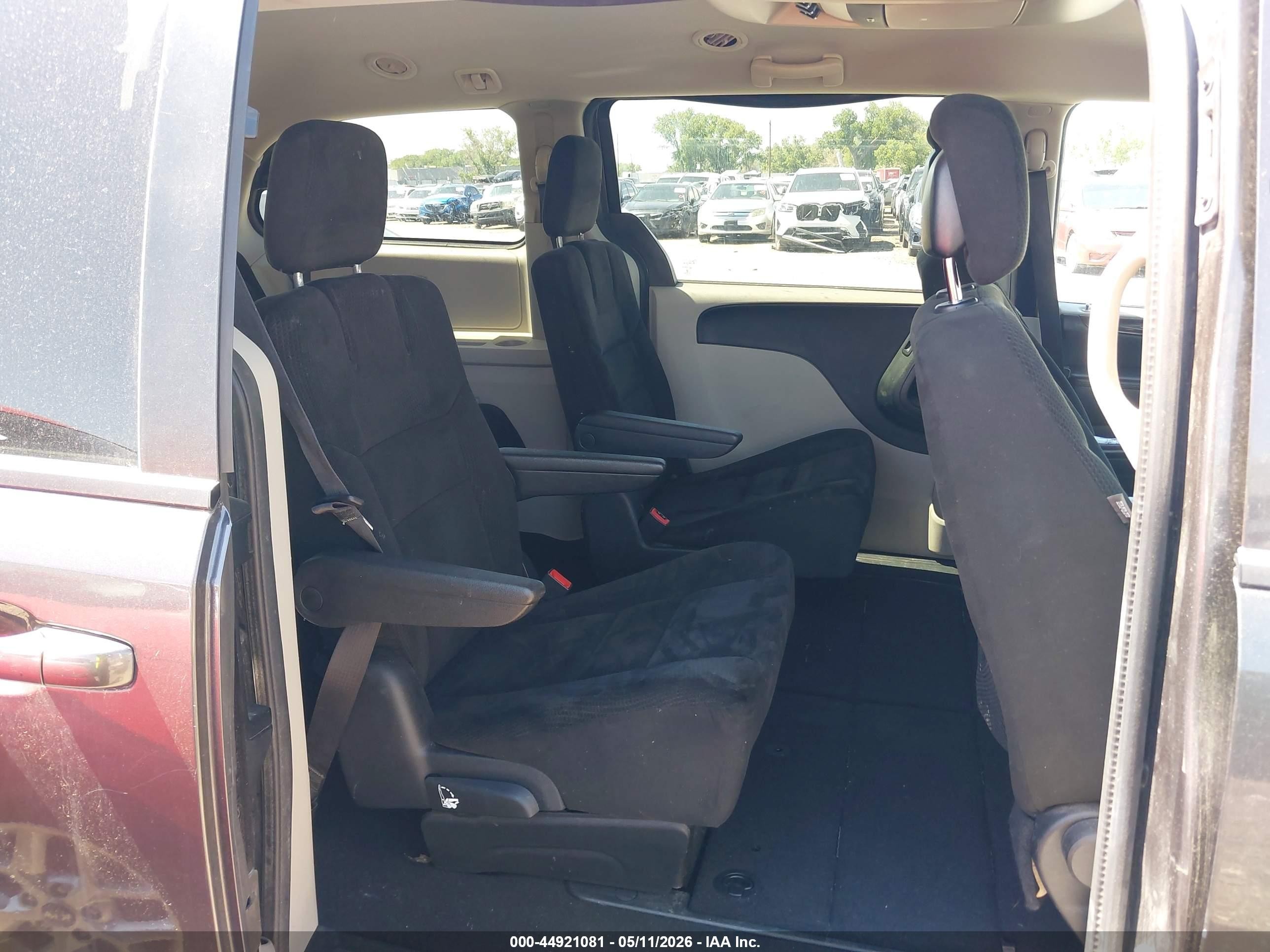 2015 Dodge Grand Caravan Sxt Серый vin: 2C4RDGCG9FR606750