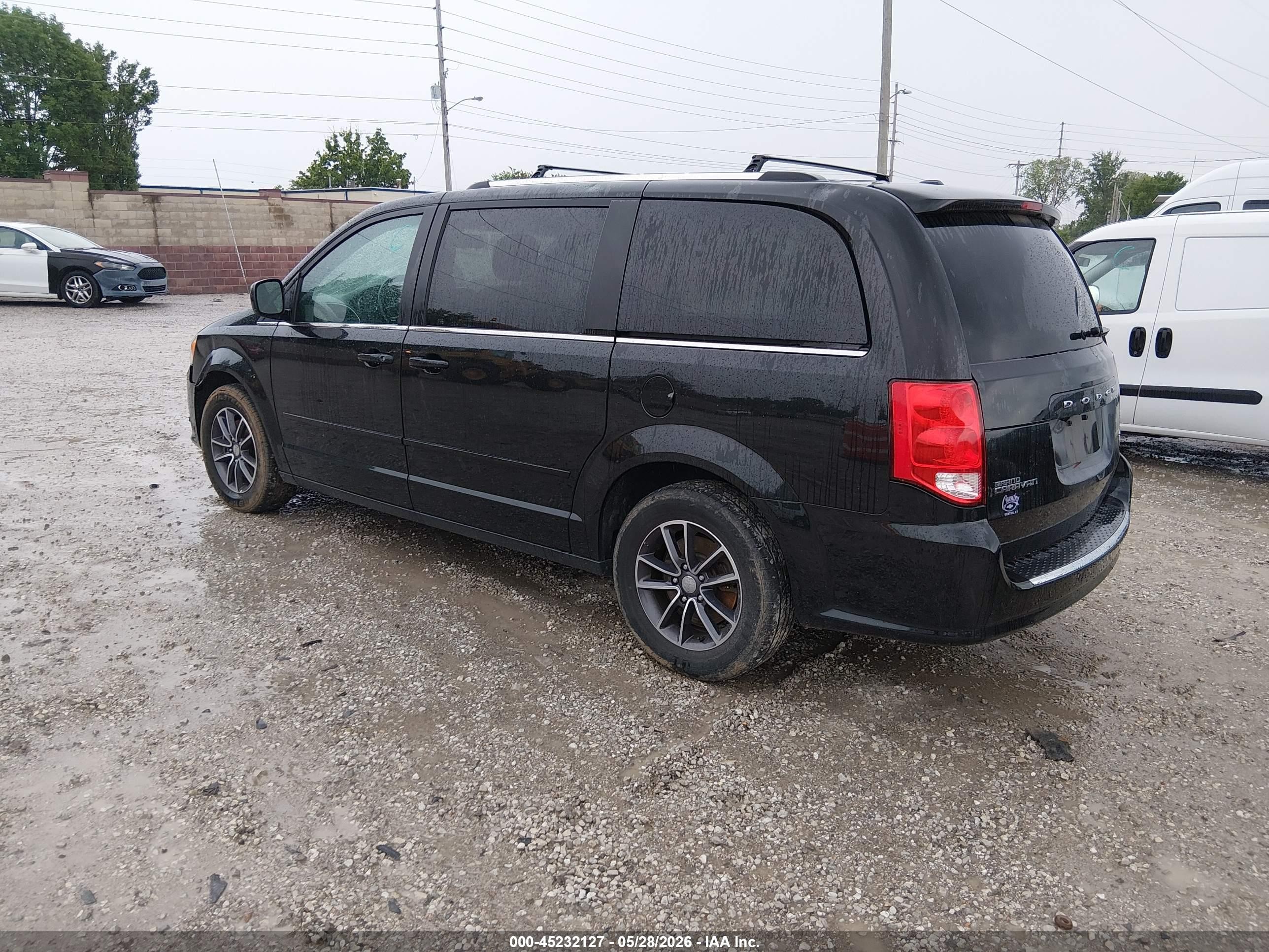 2017 Dodge Grand Caravan Sxt Black vin: 2C4RDGCG9HR861787