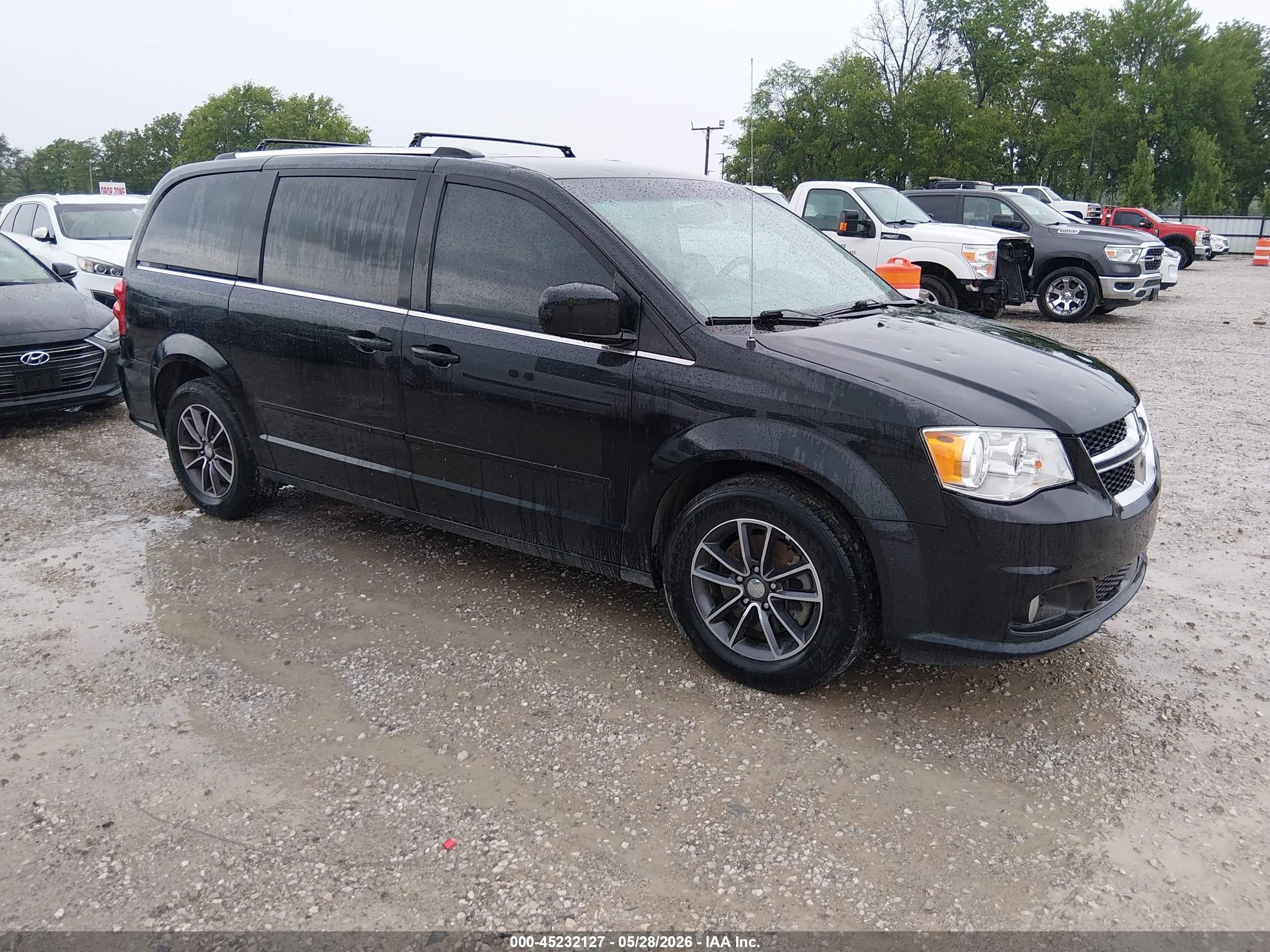 2017 Dodge Grand Caravan Sxt Black vin: 2C4RDGCG9HR861787