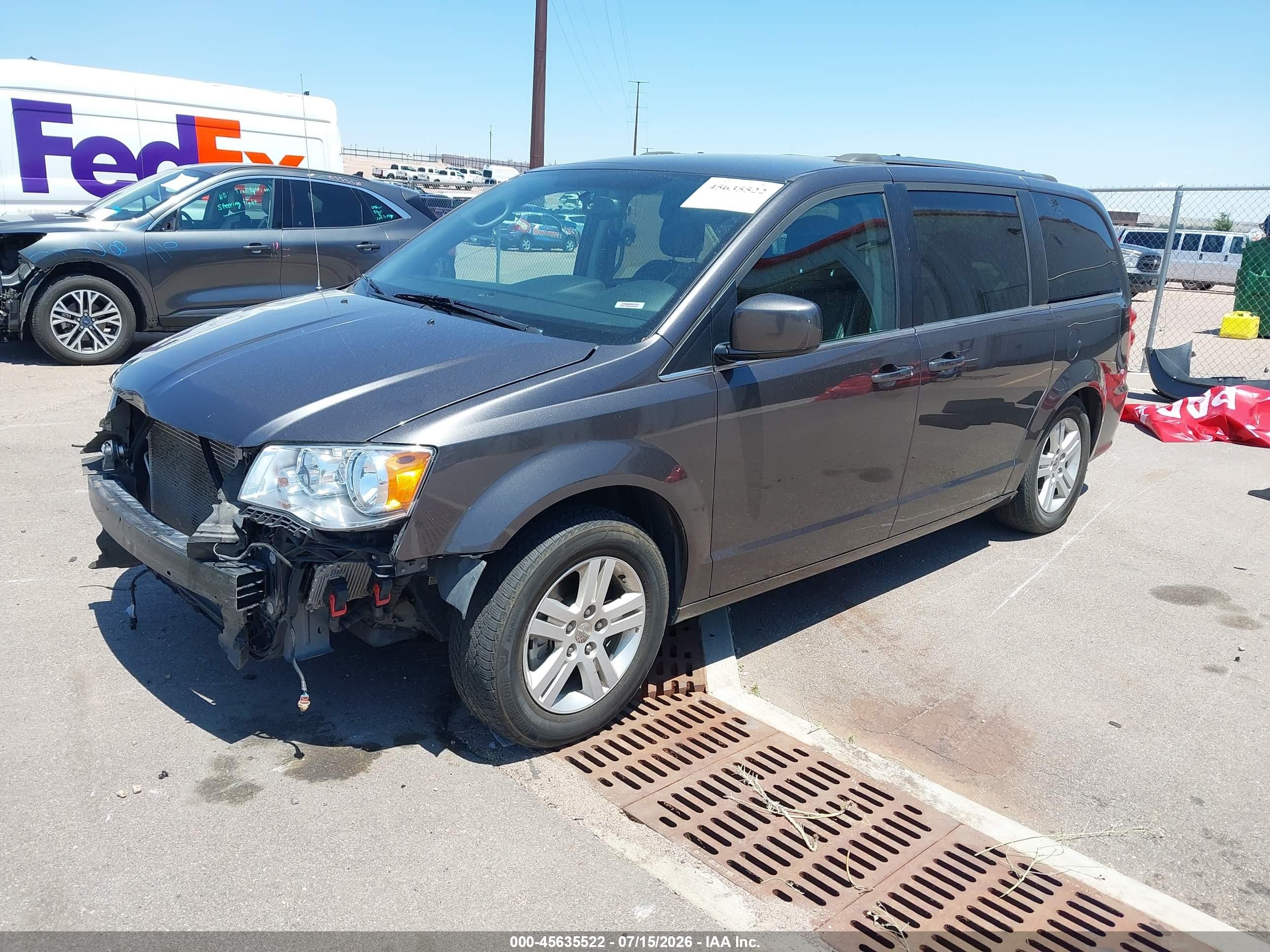 2018 Dodge Grand Caravan Sxt Gray vin: 2C4RDGCG9JR248848