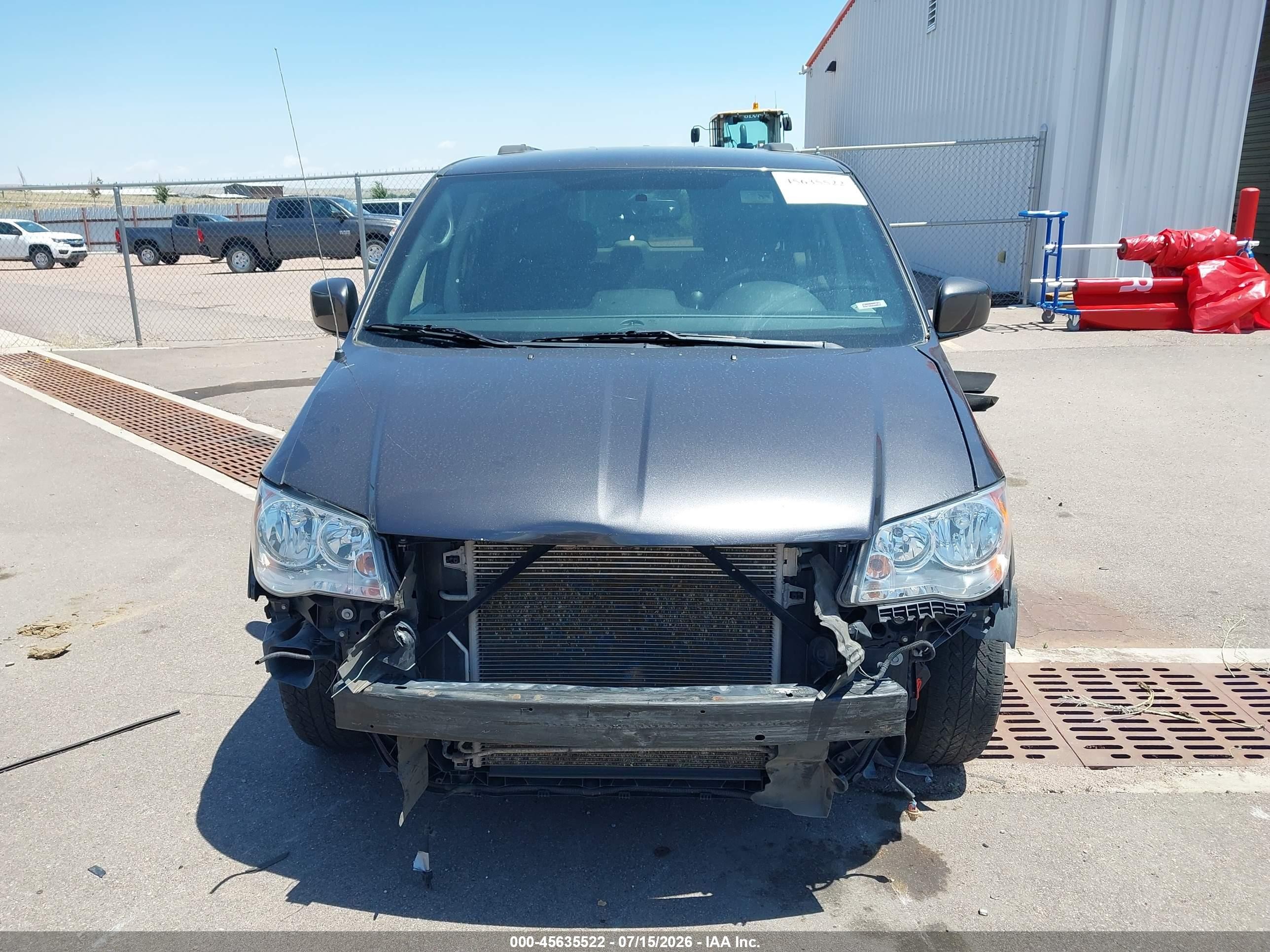 2018 Dodge Grand Caravan Sxt Gray vin: 2C4RDGCG9JR248848