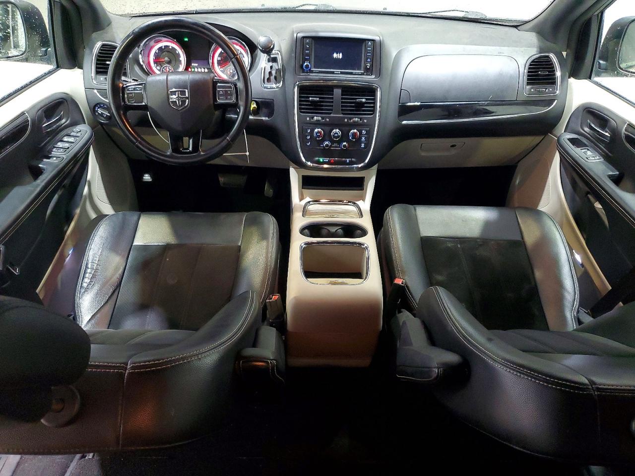 2019 Dodge Grand Caravan Sxt Silver vin: 2C4RDGCG9KR513463