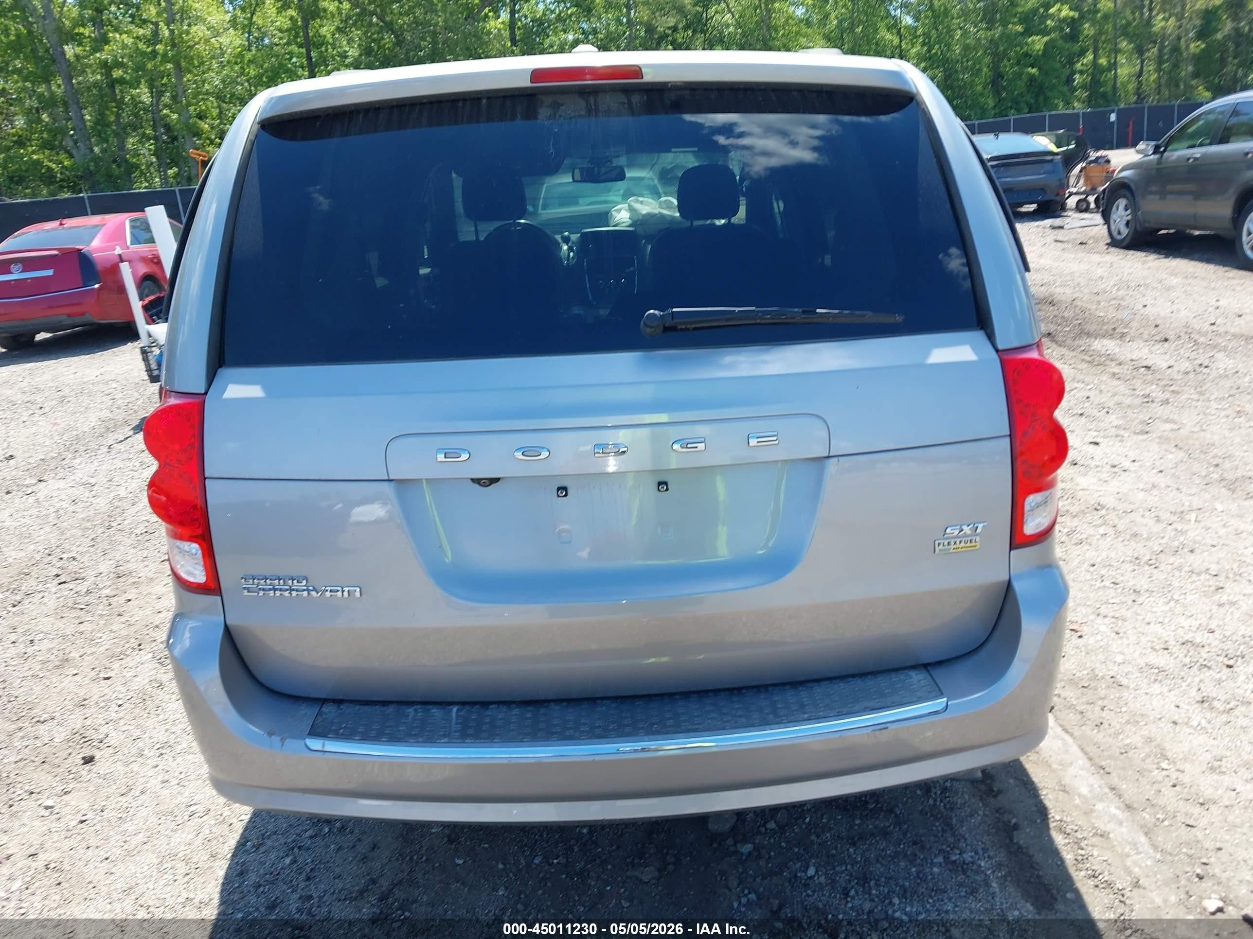 2019 Dodge Grand Caravan Sxt Серебряный vin: 2C4RDGCG9KR694872