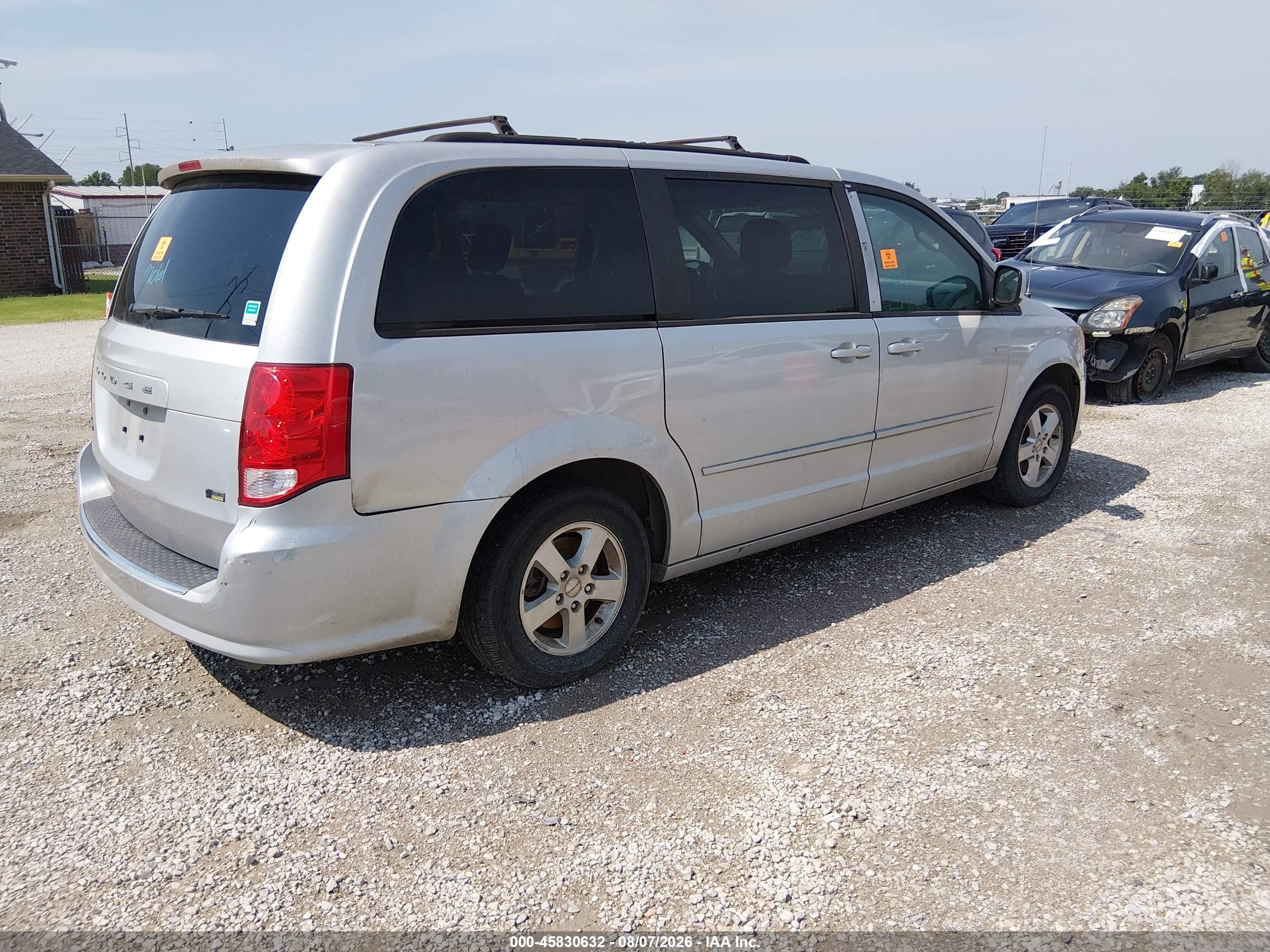 2012 Dodge Grand Caravan Sxt Silver vin: 2C4RDGCGXCR129337