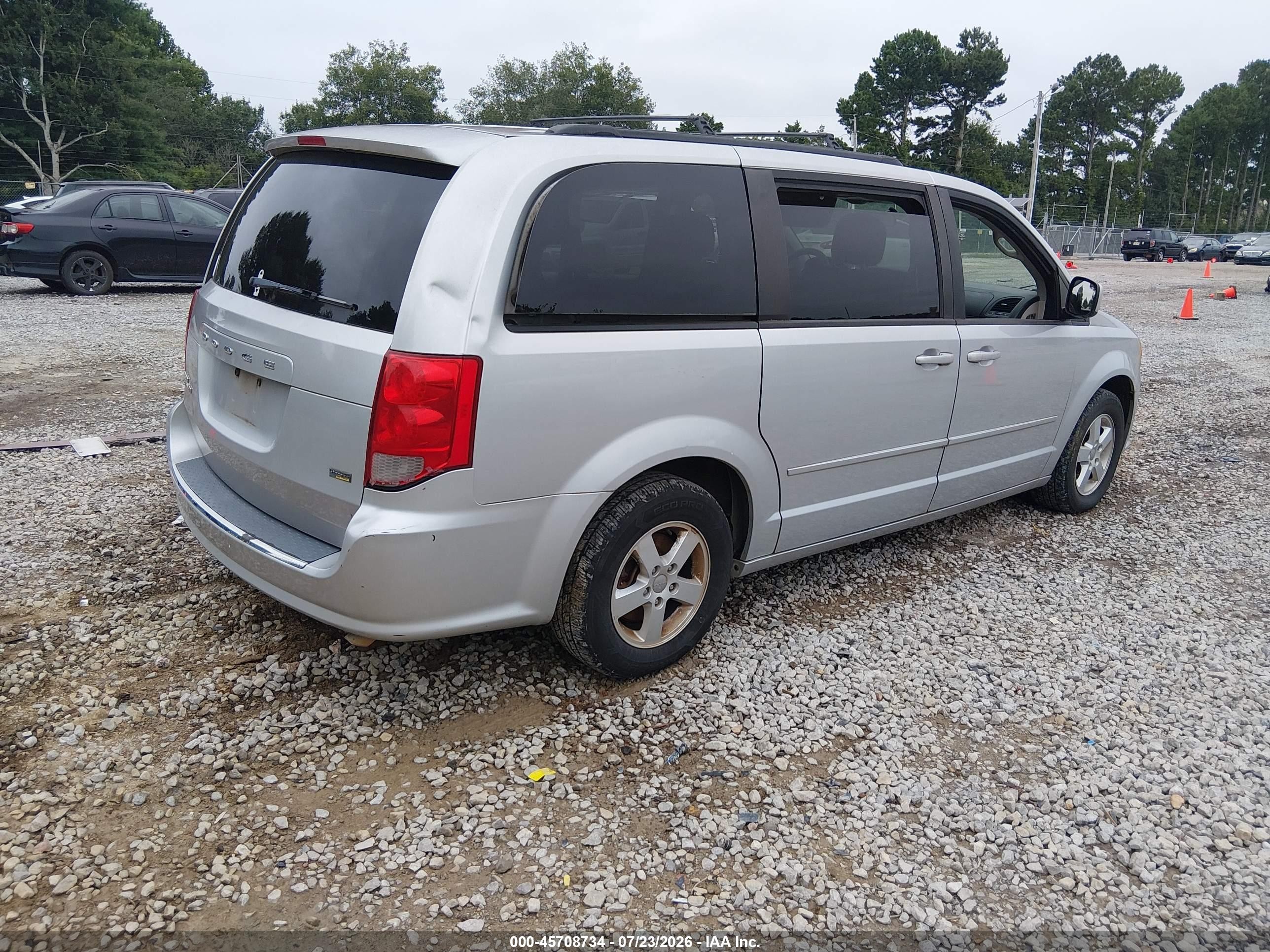 2012 Dodge Grand Caravan Sxt Silver vin: 2C4RDGCGXCR145585