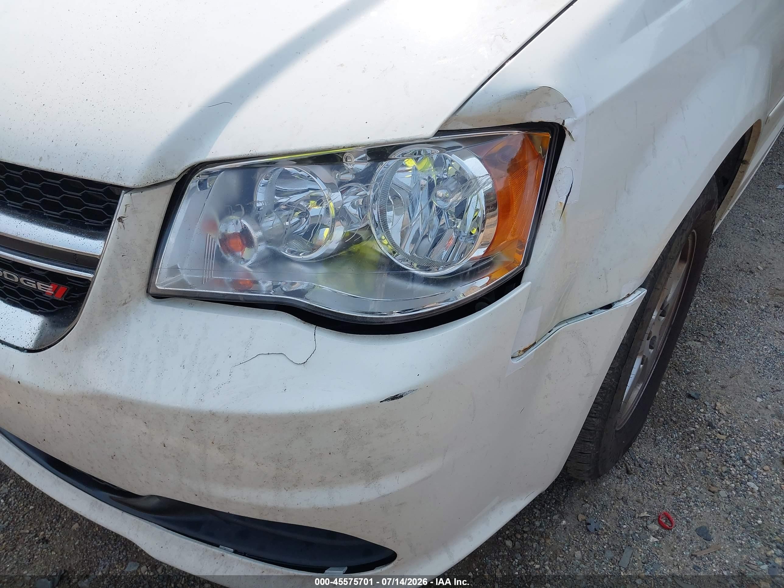 2012 Dodge Grand Caravan Sxt White vin: 2C4RDGCGXCR219121