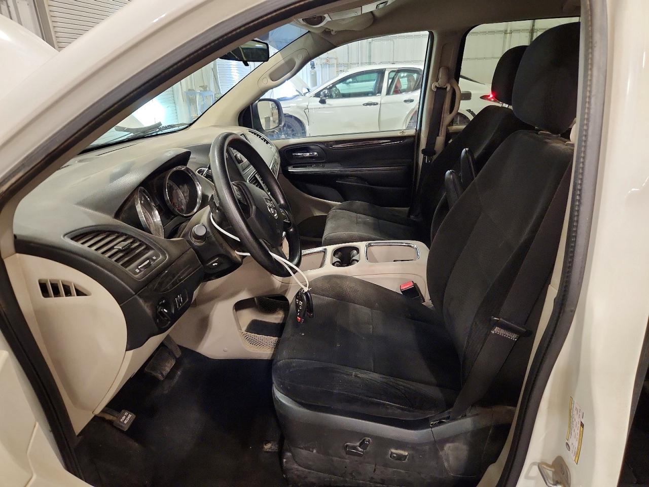 2013 Dodge Grand Caravan Sxt Белый vin: 2C4RDGCGXDR553084