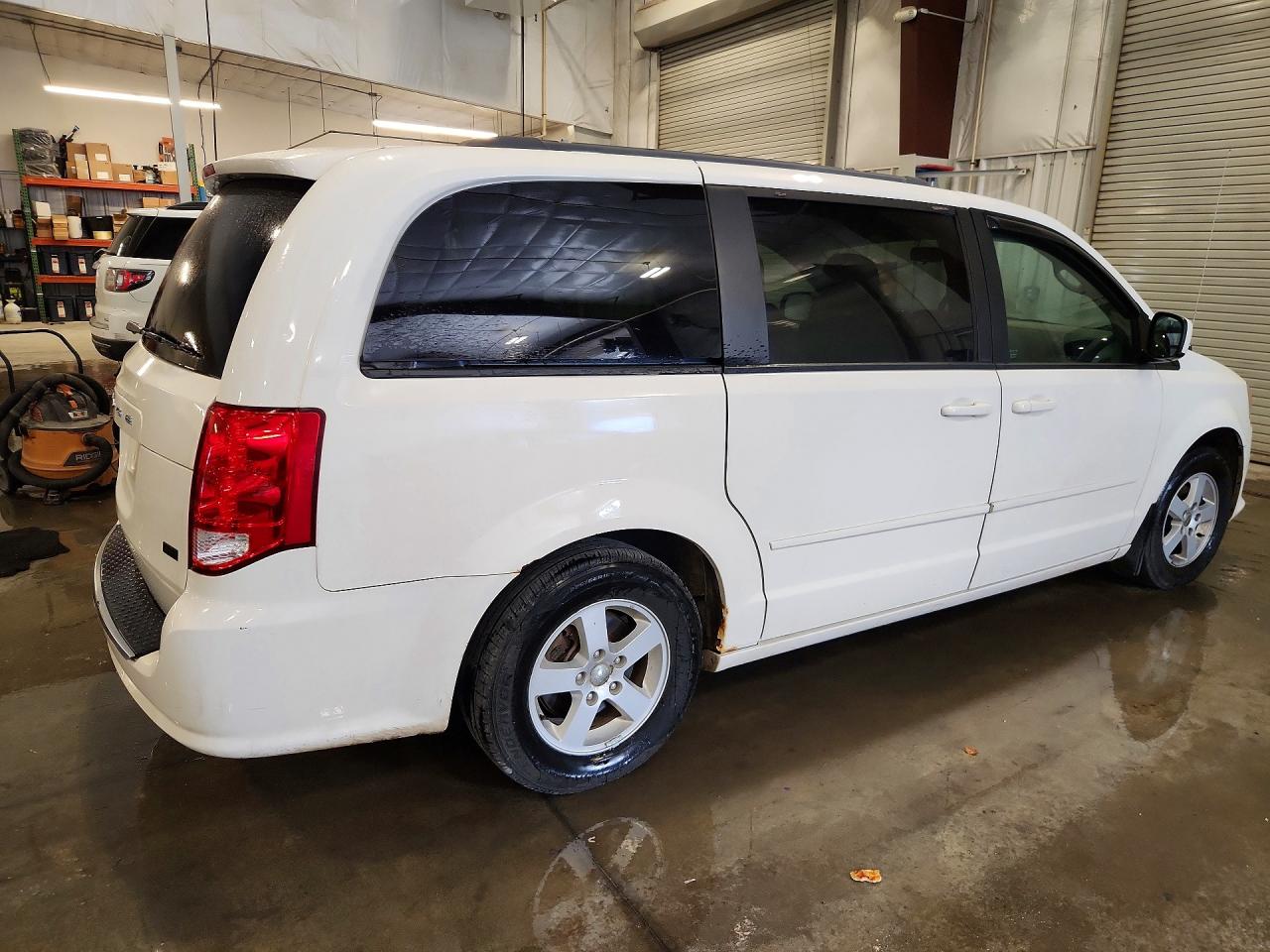 2013 Dodge Grand Caravan Sxt Белый vin: 2C4RDGCGXDR553084