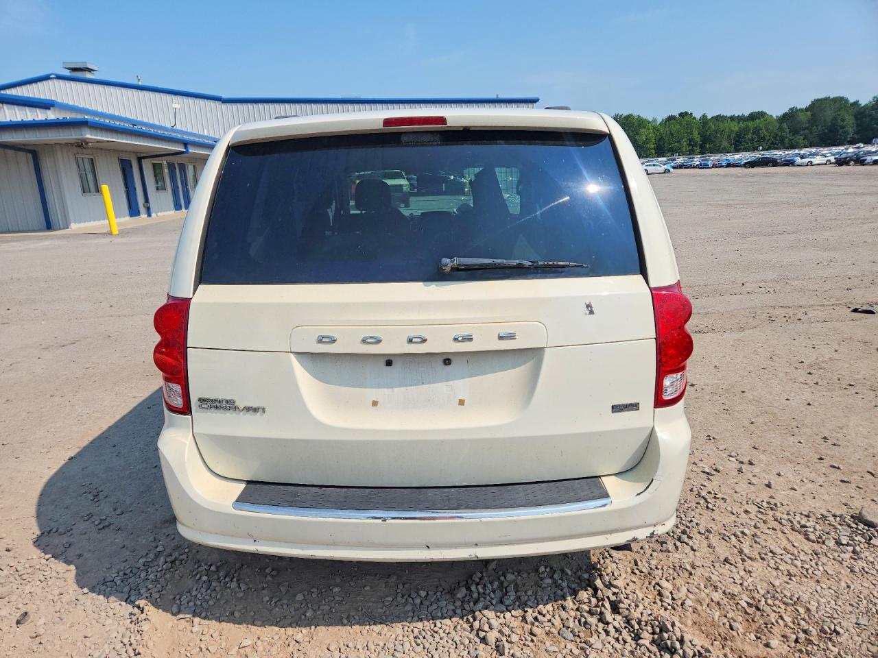 2013 Dodge Grand Caravan Sxt White vin: 2C4RDGCGXDR611596