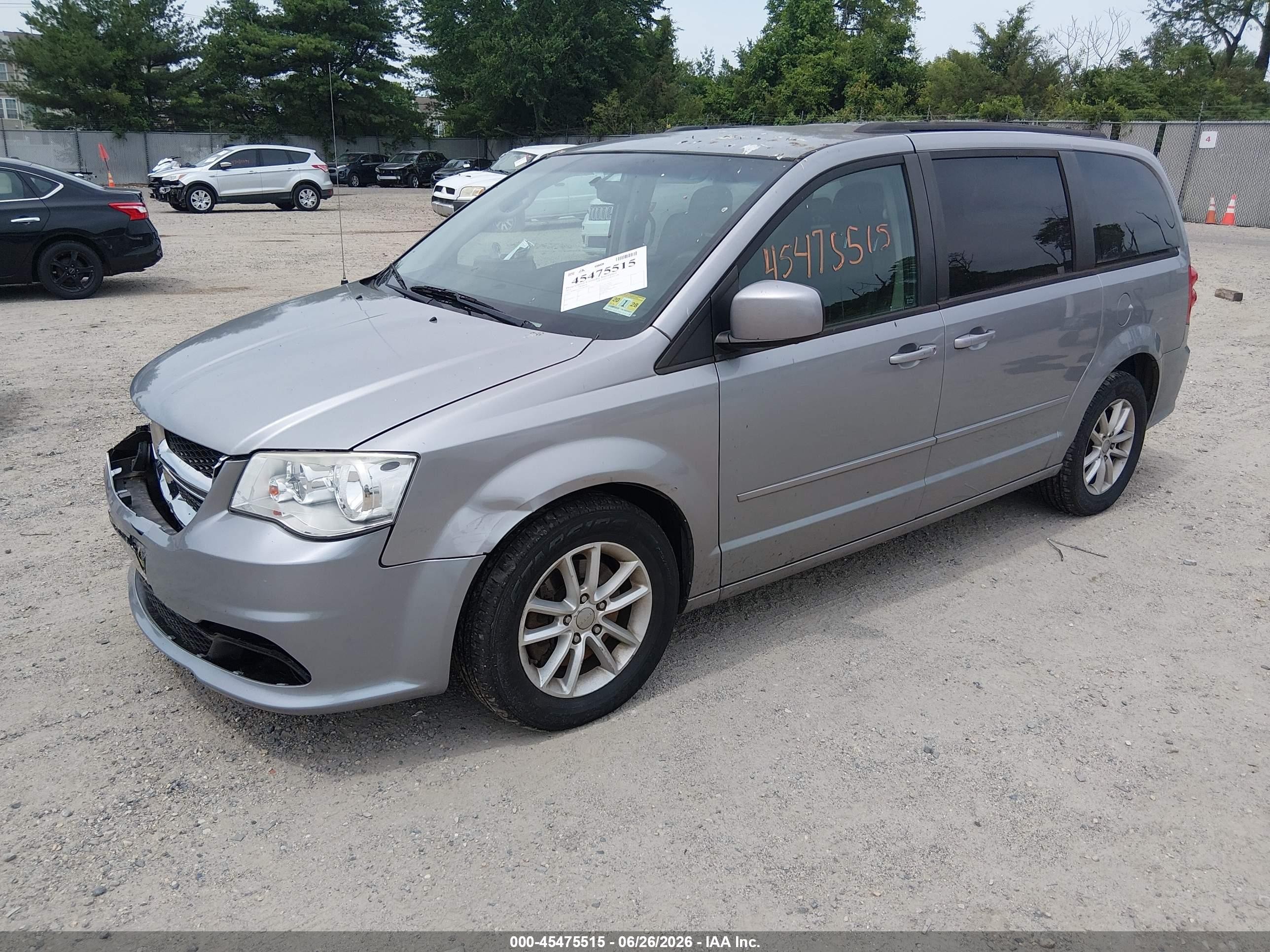 2013 Dodge Grand Caravan Sxt Silver vin: 2C4RDGCGXDR628916