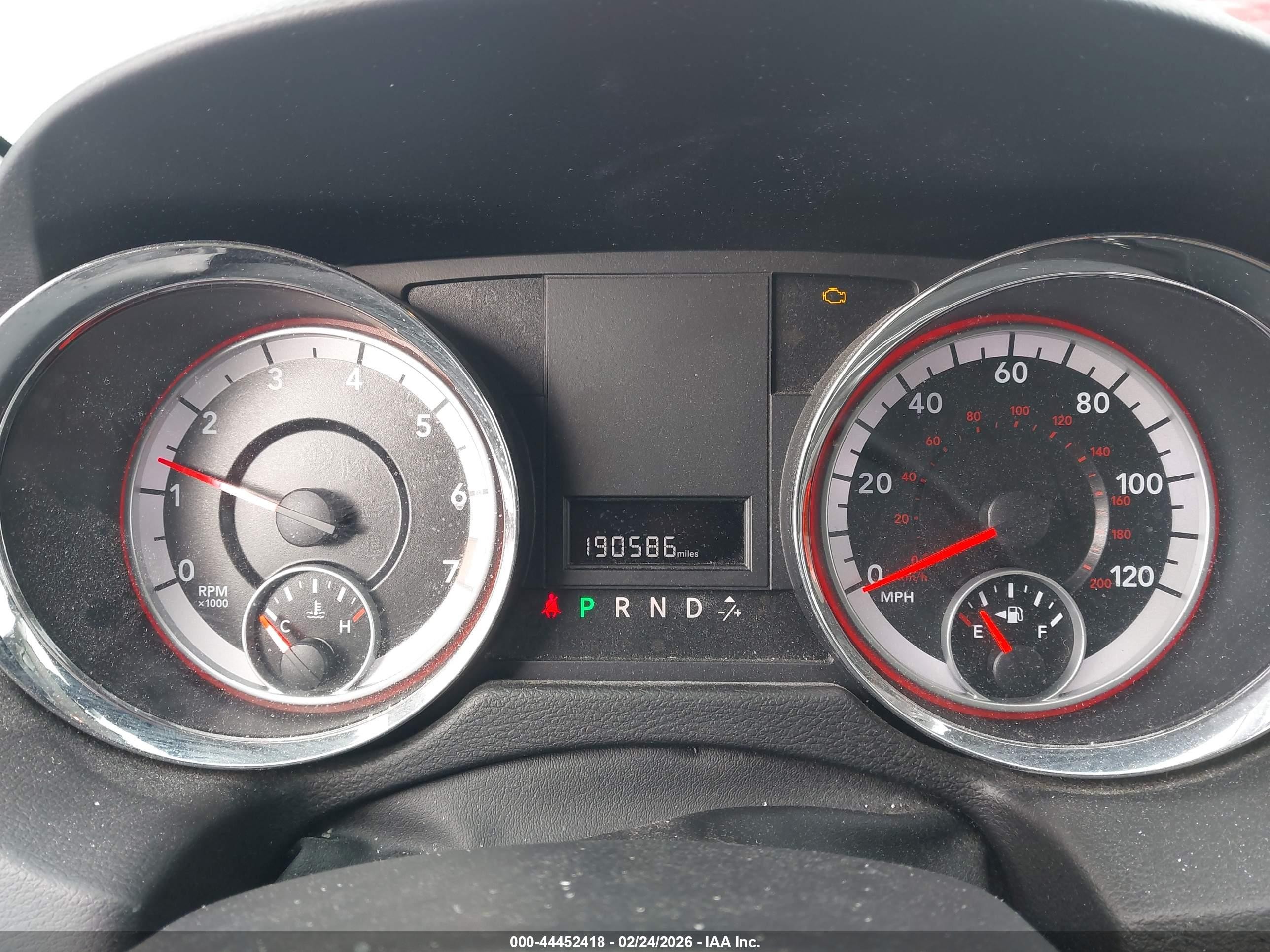2013 Dodge Grand Caravan Sxt Silver vin: 2C4RDGCGXDR692227