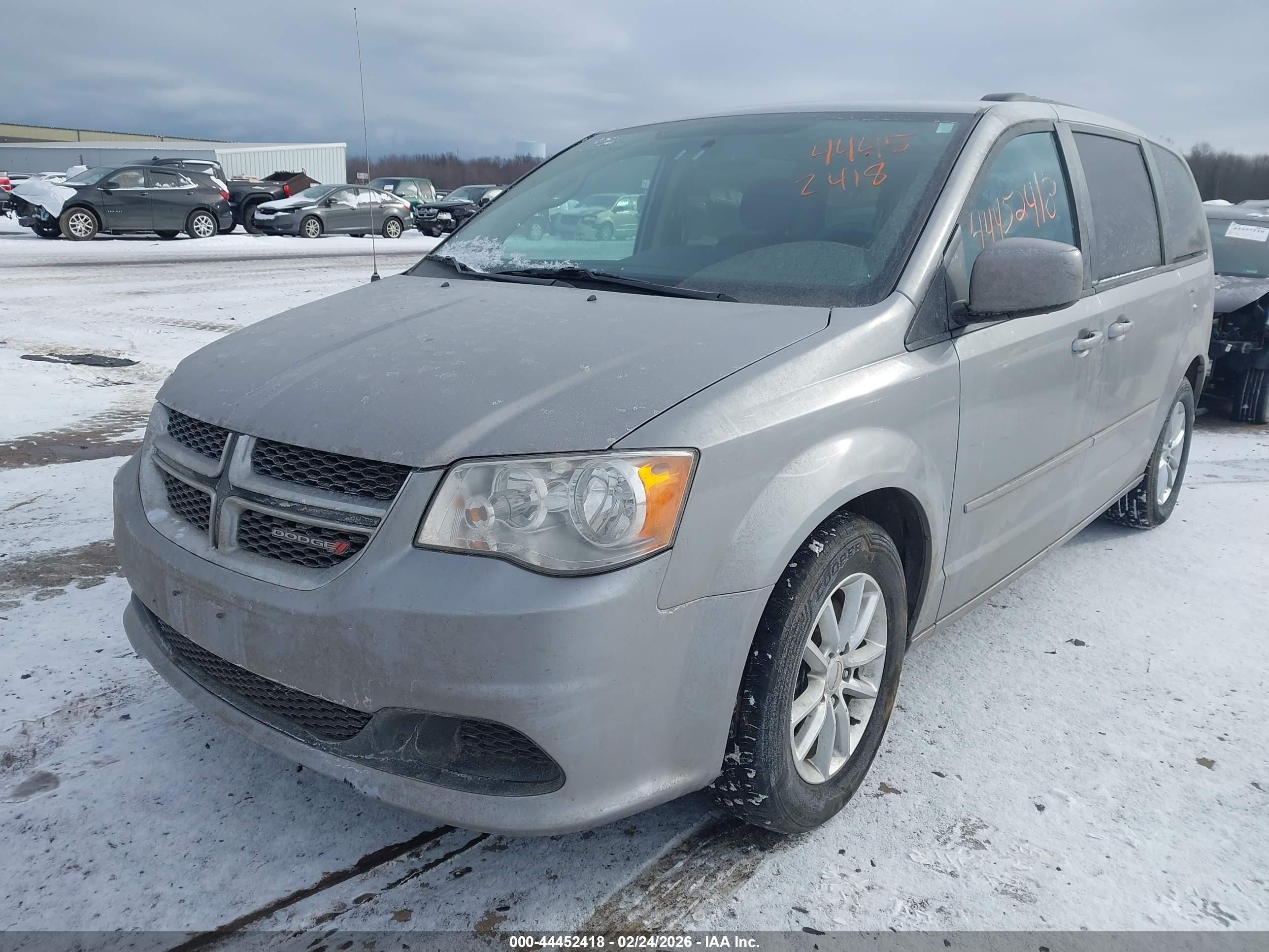 2013 Dodge Grand Caravan Sxt Silver vin: 2C4RDGCGXDR692227