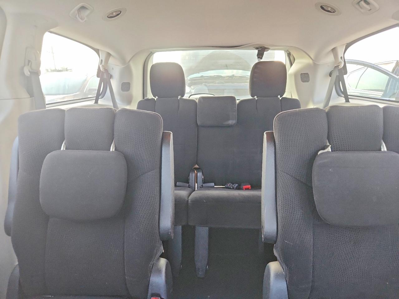 2013 Dodge Grand Caravan Sxt Silver vin: 2C4RDGCGXDR713030